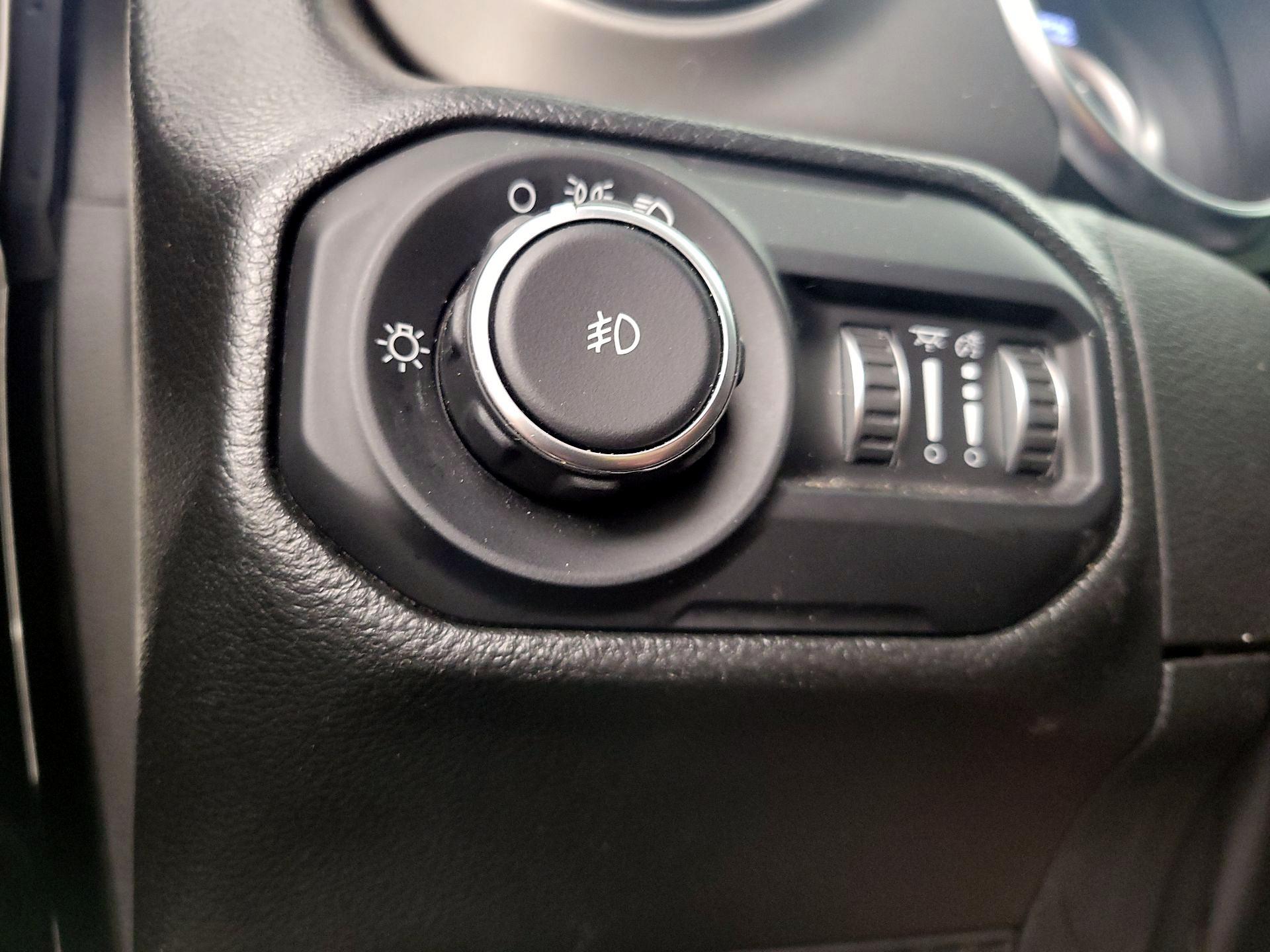 Thumbnail: 2022 Jeep Wrangler - 13