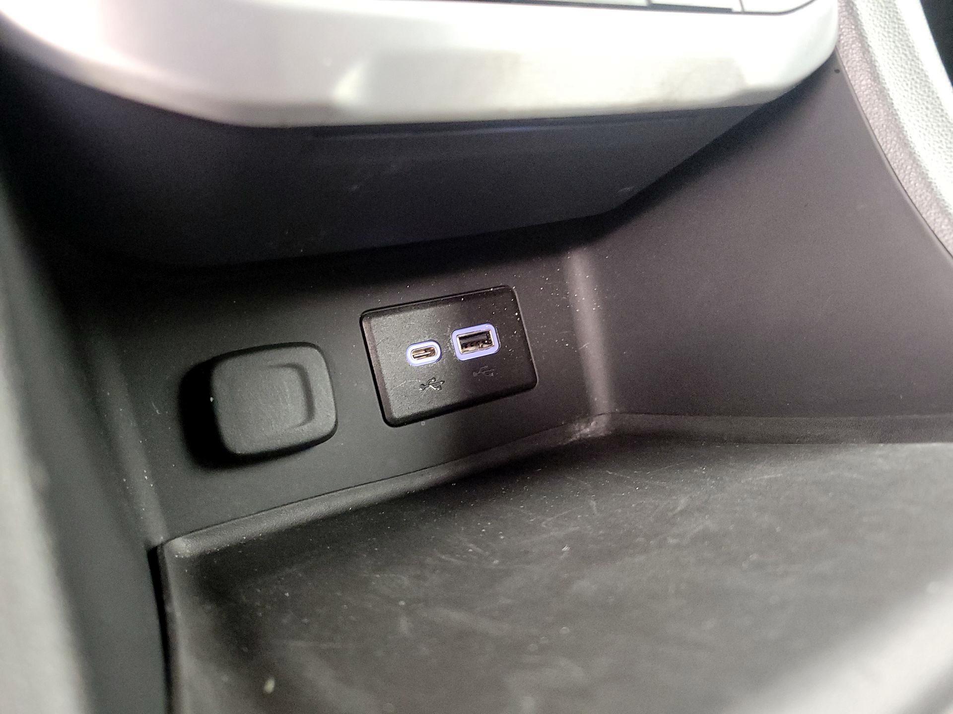 Thumbnail: 2020 GMC Acadia - 18