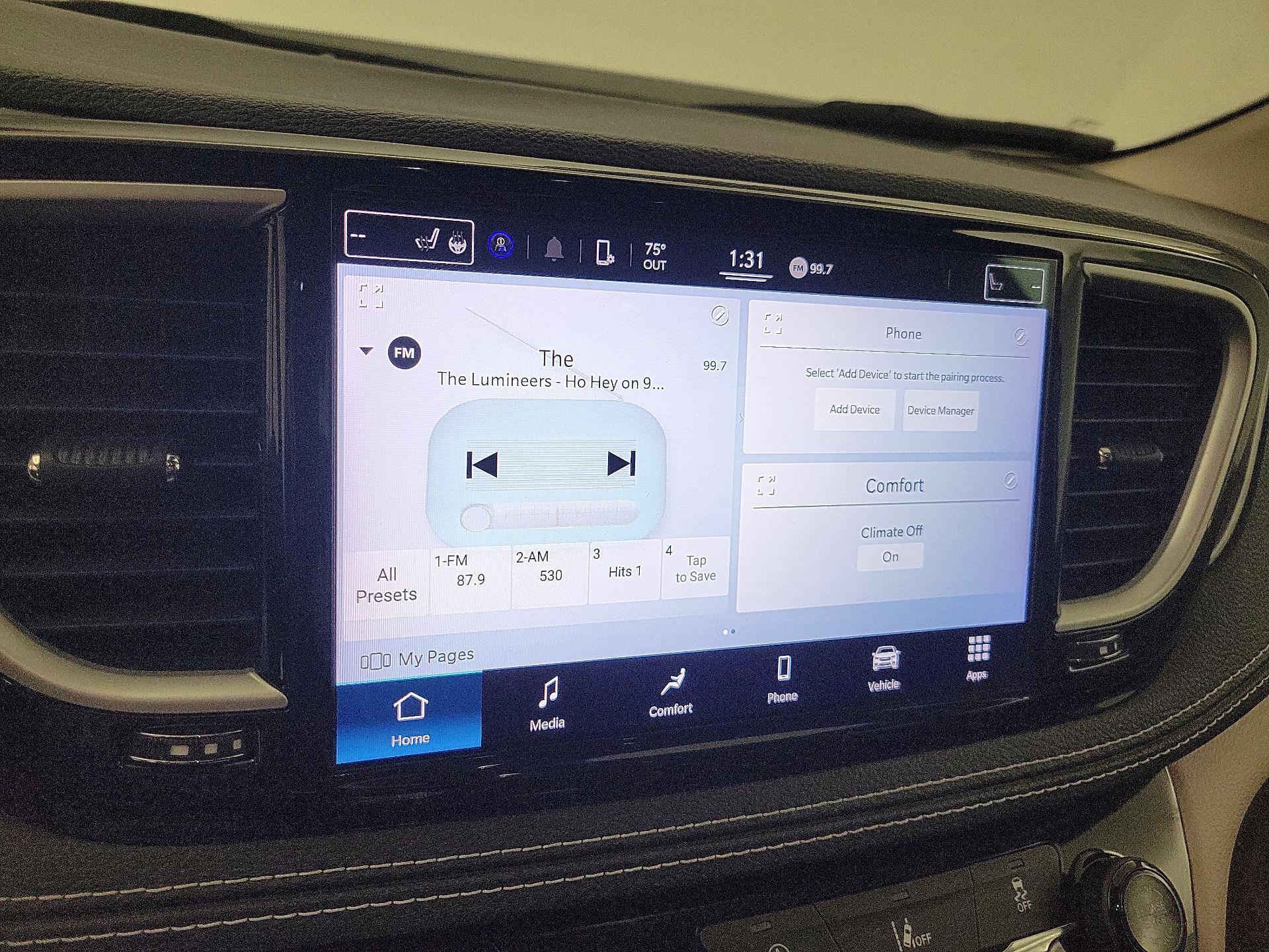 Thumbnail: 2022 Chrysler Pacifica - 15