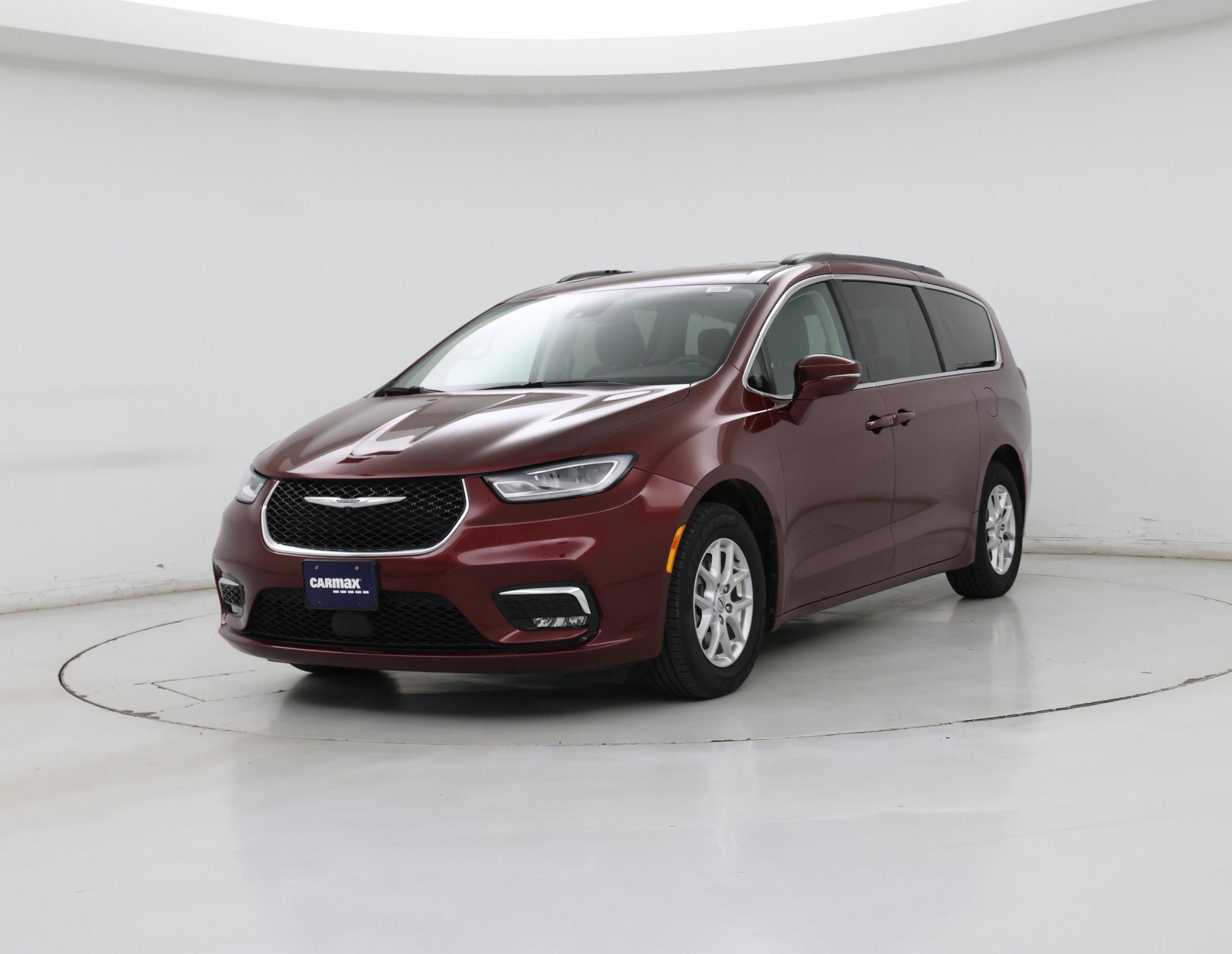 Thumbnail: 2022 Chrysler Pacifica - 4