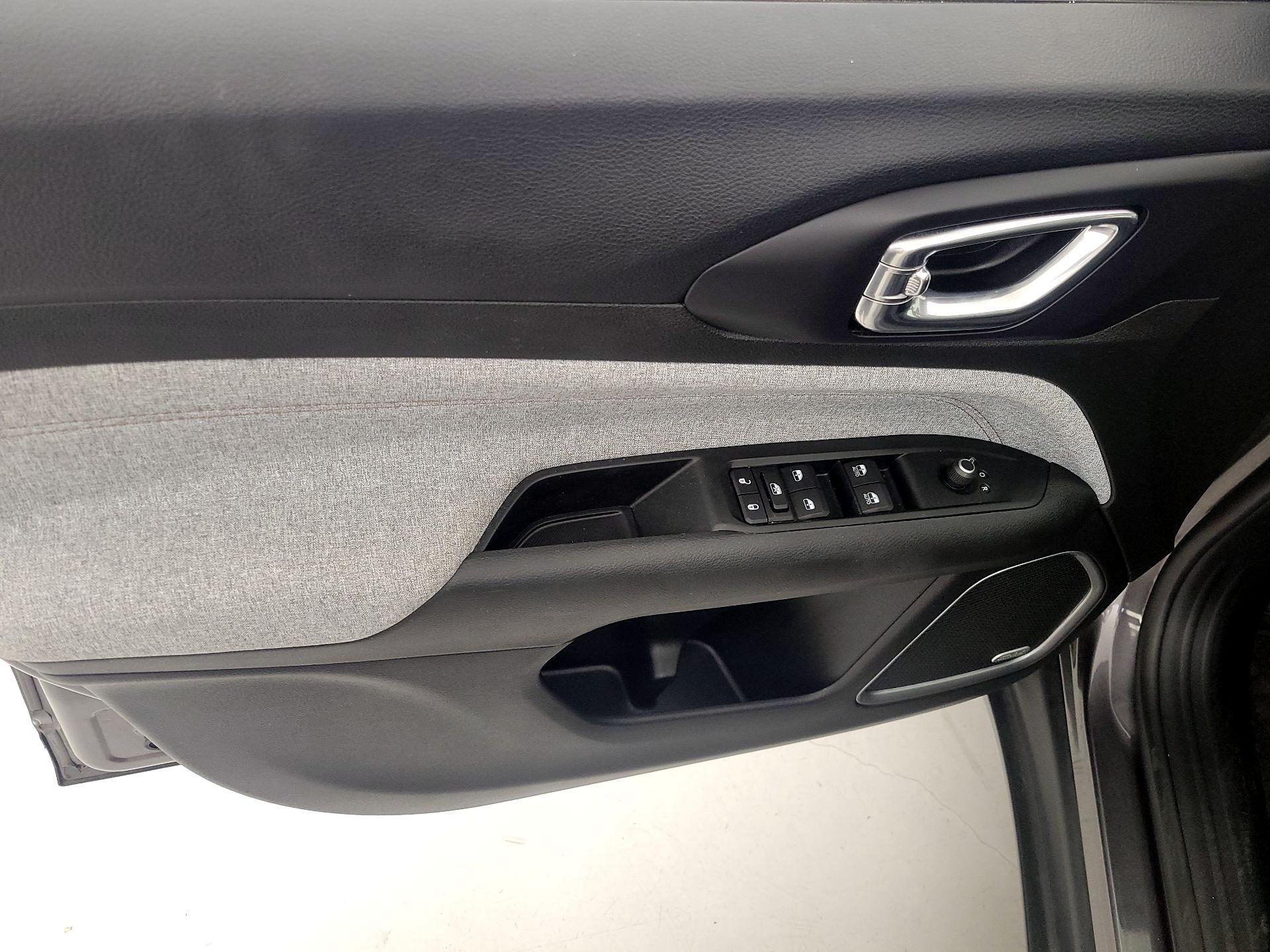 Thumbnail: 2022 Jeep Compass - 12