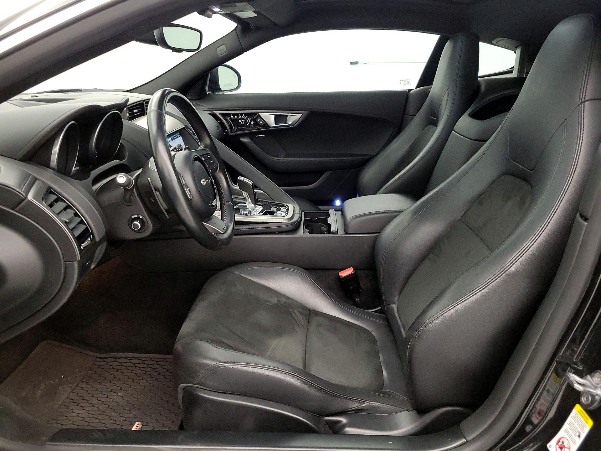 Thumbnail: 2016 Jaguar F-Type - 11