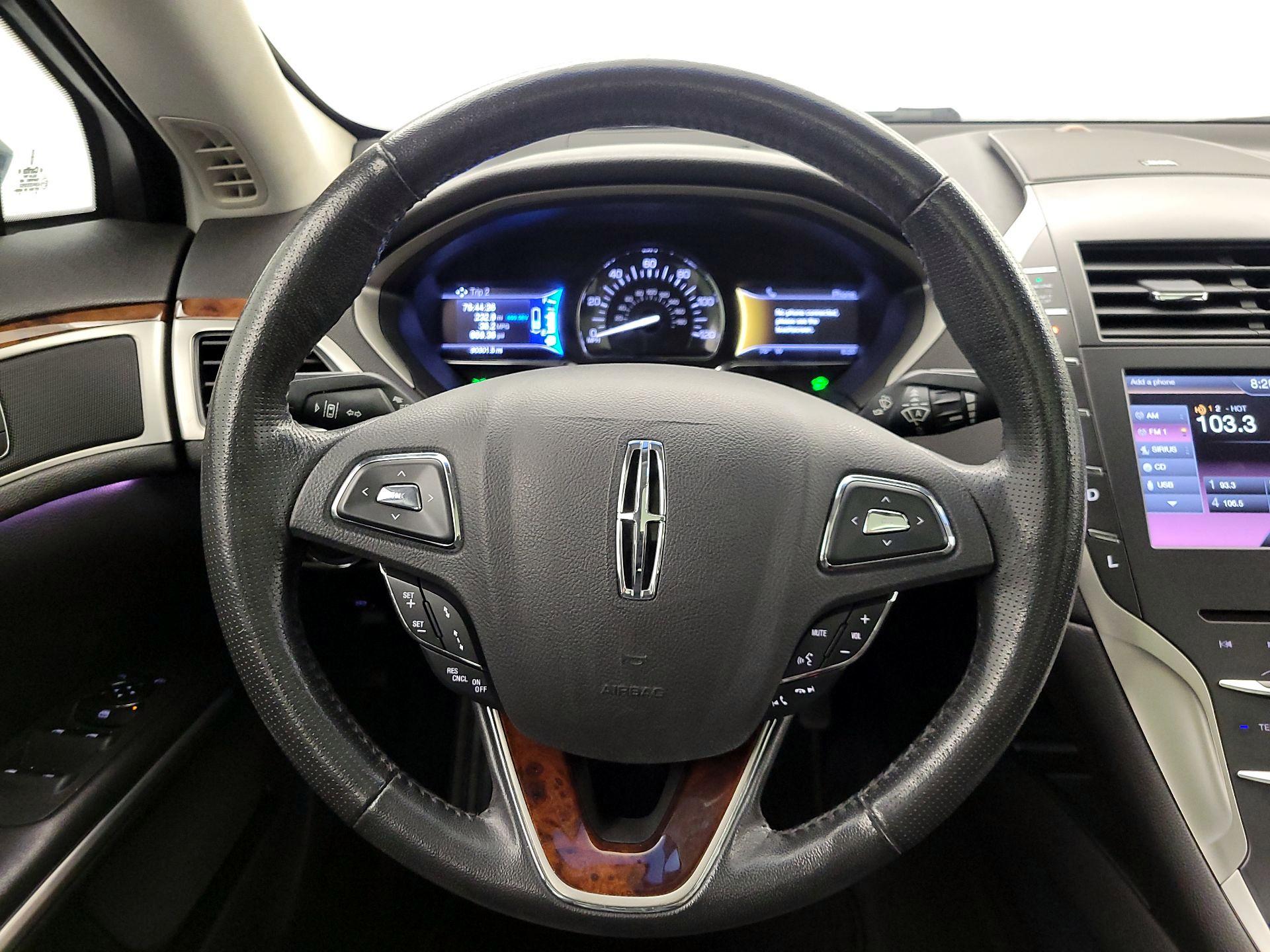 Thumbnail: 2014 Lincoln MKZ - 10