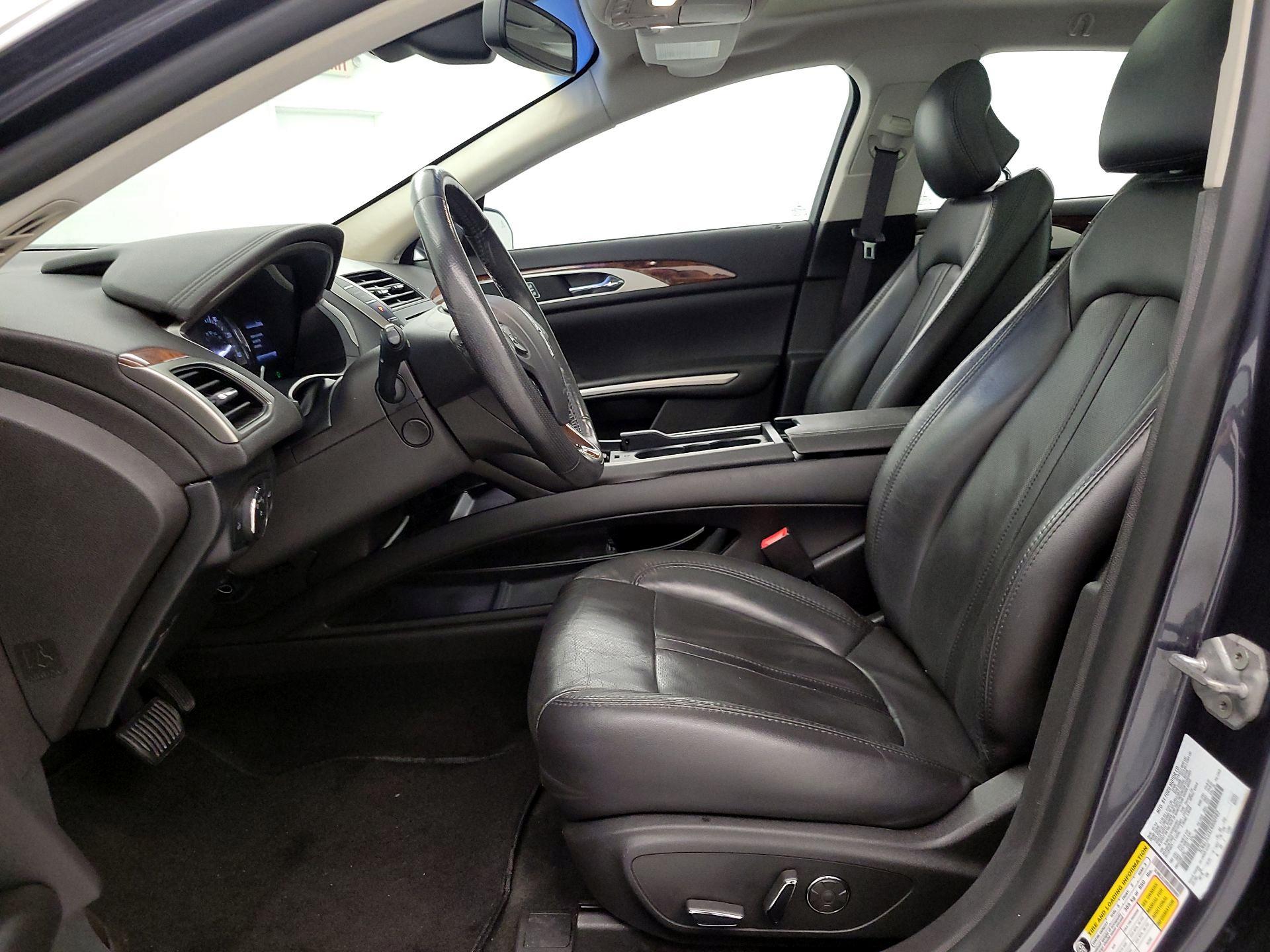 Thumbnail: 2014 Lincoln MKZ - 11