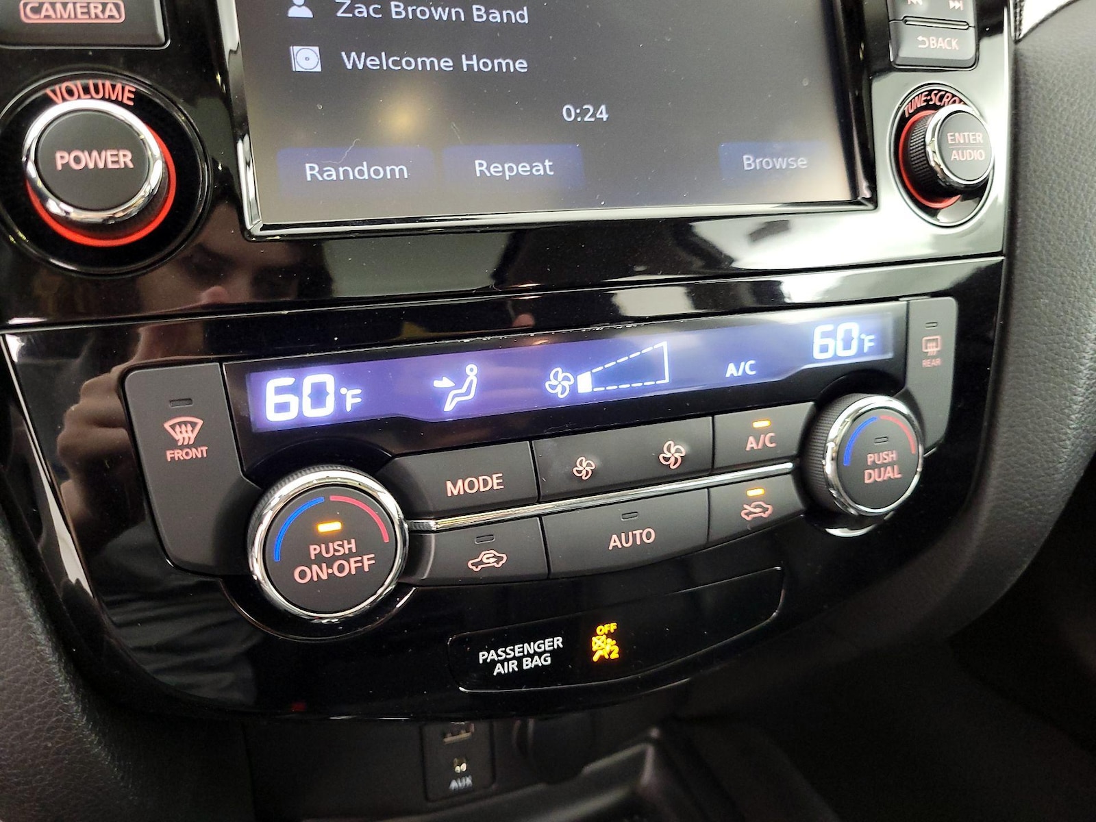 2015 Nissan Rogue SL - Photo 18