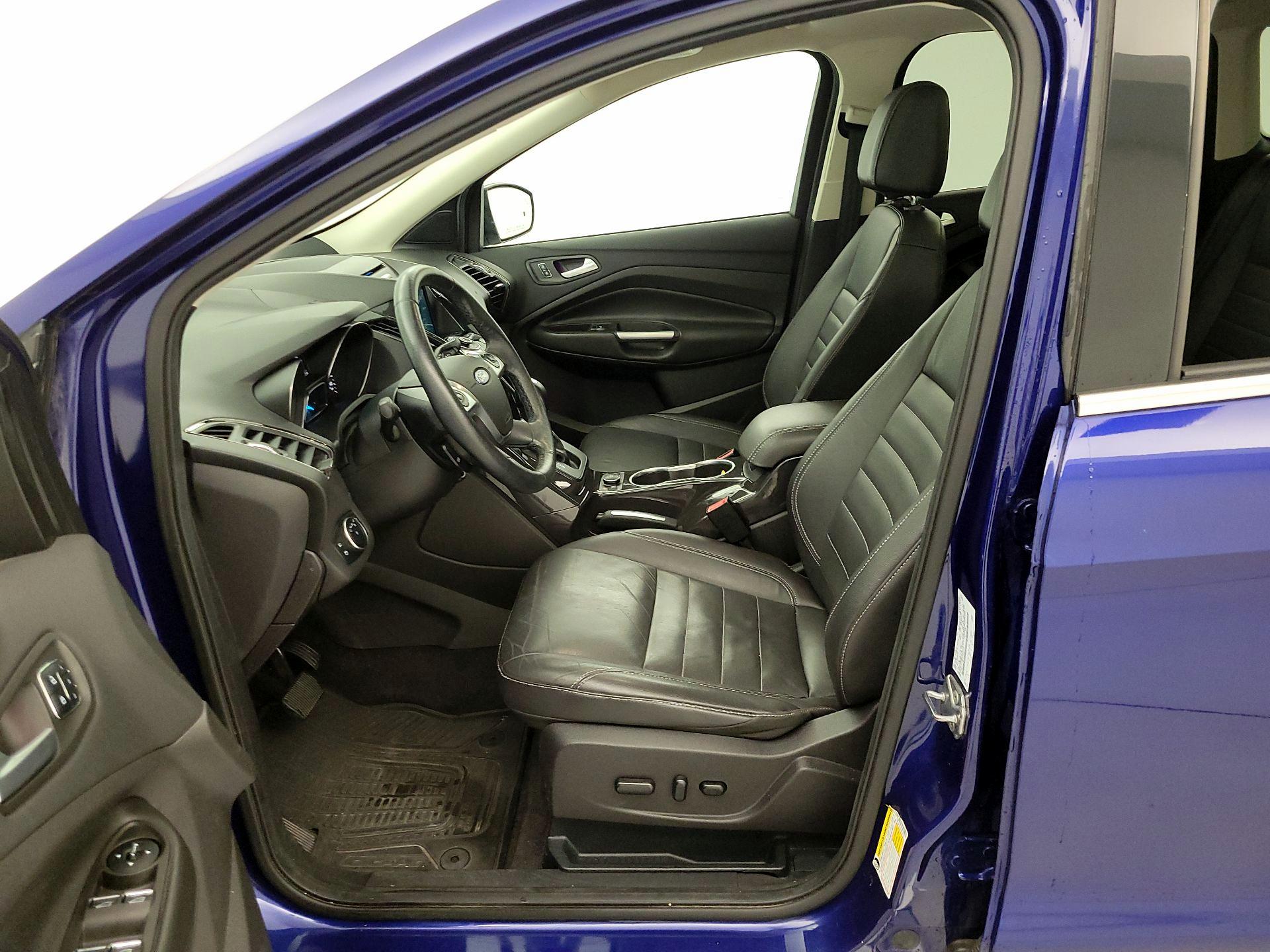 Thumbnail: 2016 Ford Escape - 11