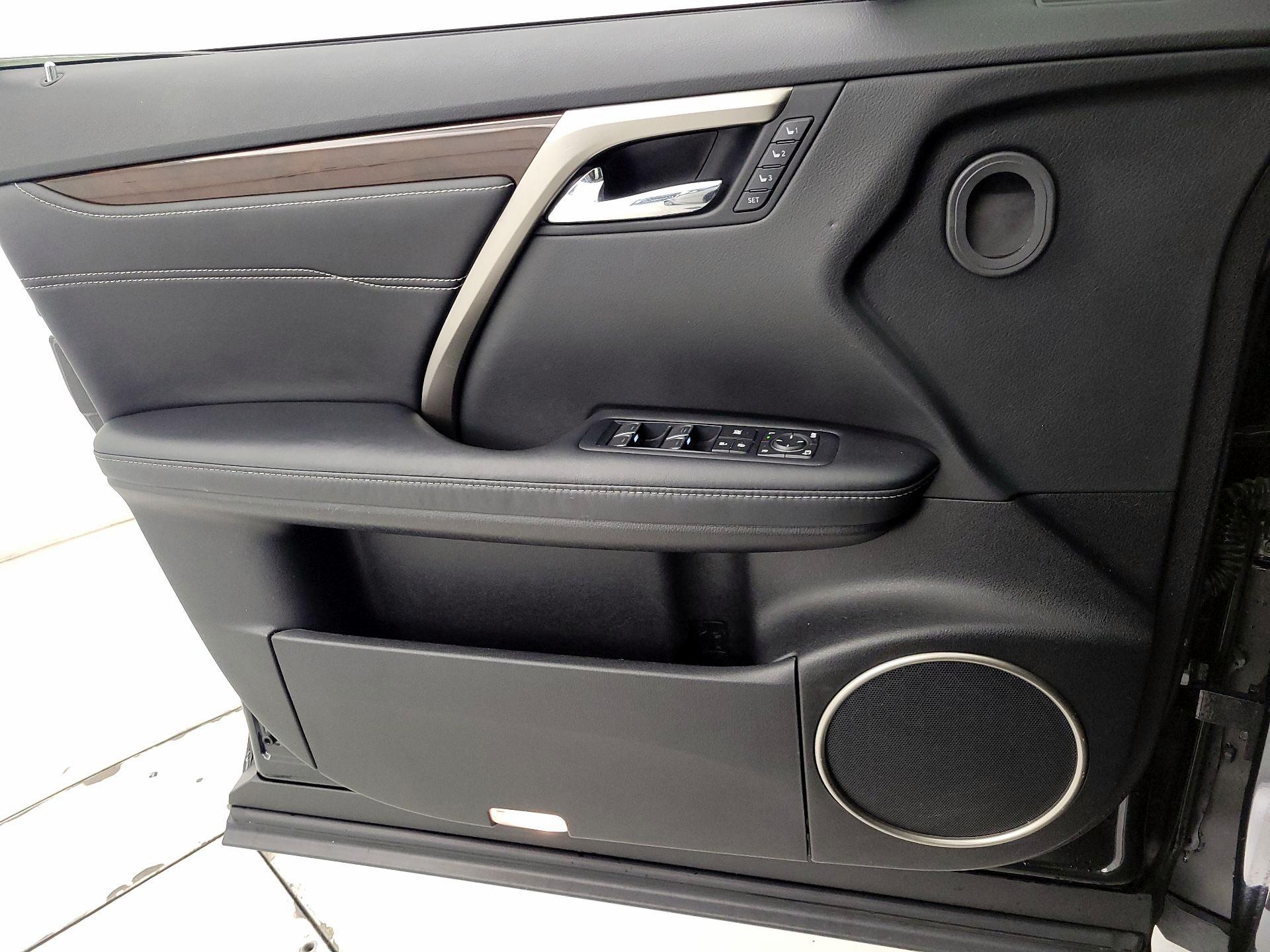 Thumbnail: 2017 Lexus RX - 12