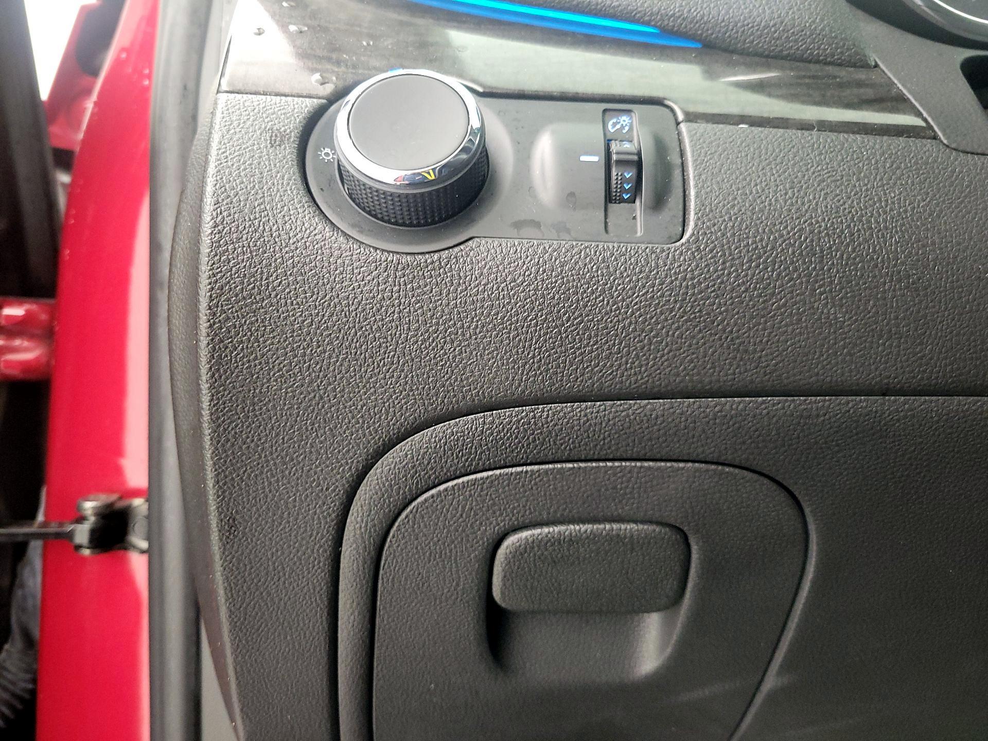 Thumbnail: 2016 Buick Encore - 13