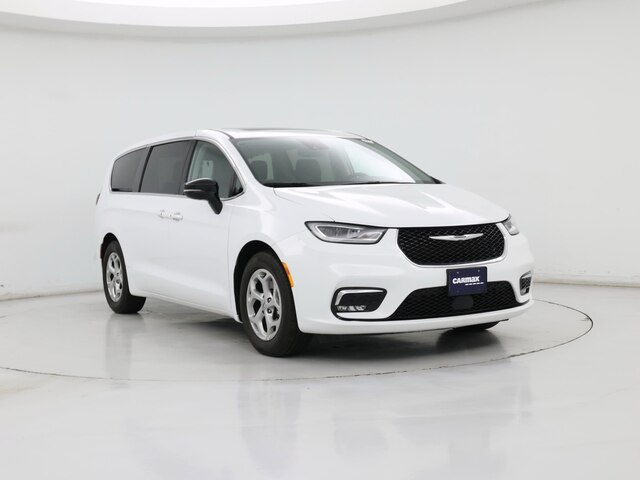 White 2024 Chrysler Pacifica Limited FWD Minivan Front-Wheel Drive Automatic