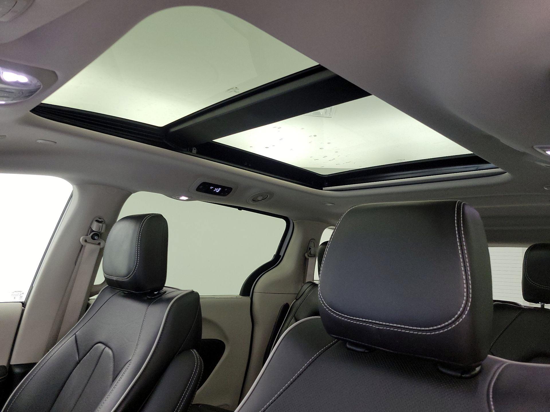 Thumbnail: 2024 Chrysler Pacifica - 20