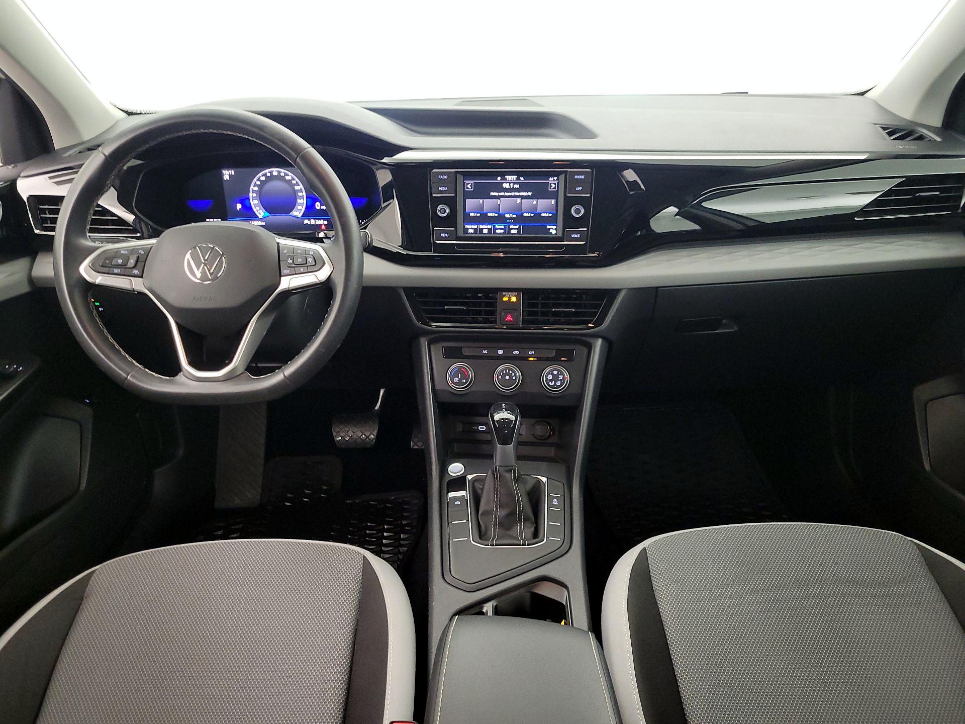 Thumbnail: 2022 Volkswagen Taos - 9