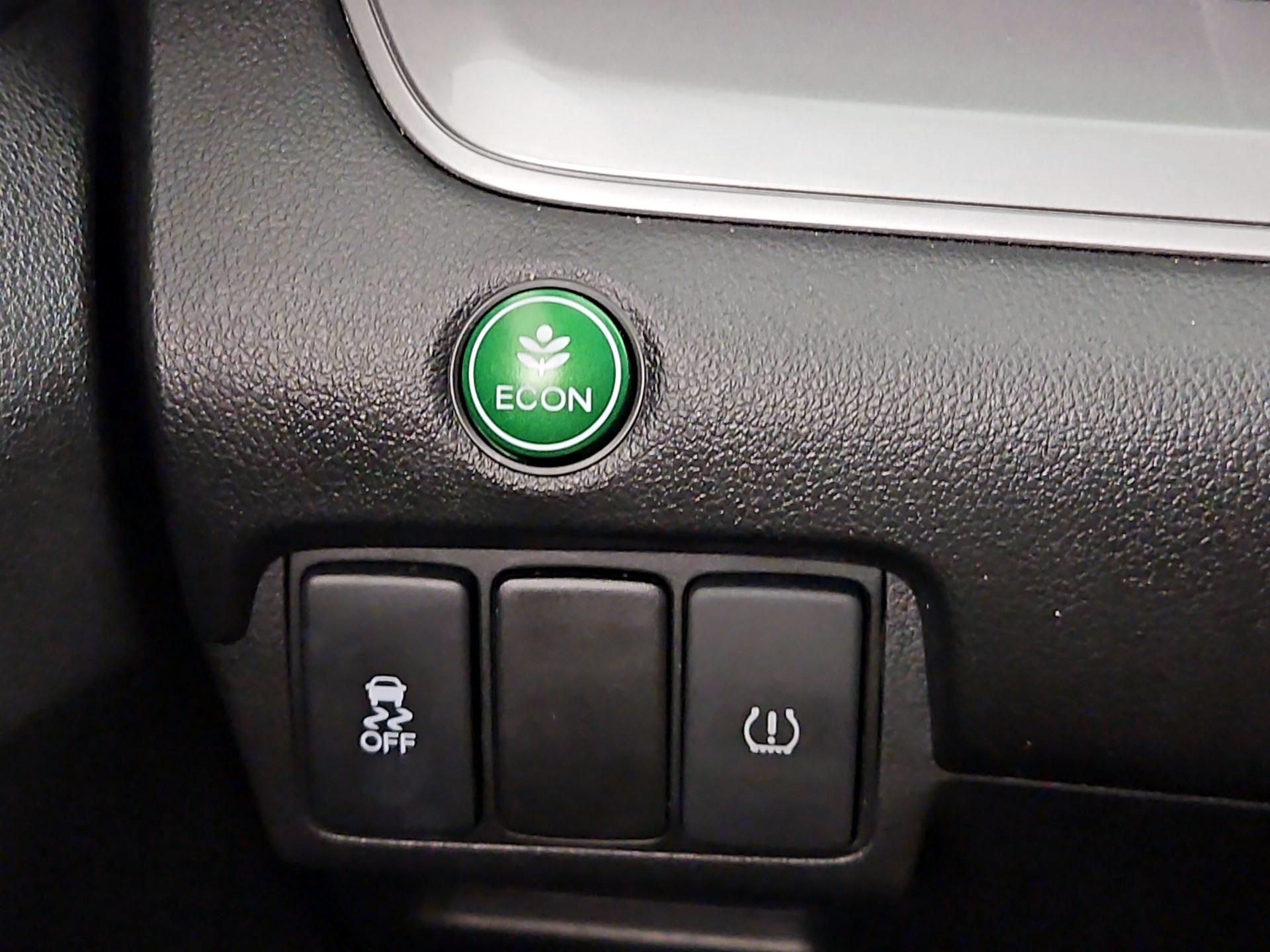 Thumbnail: 2015 Honda CR-V - 13