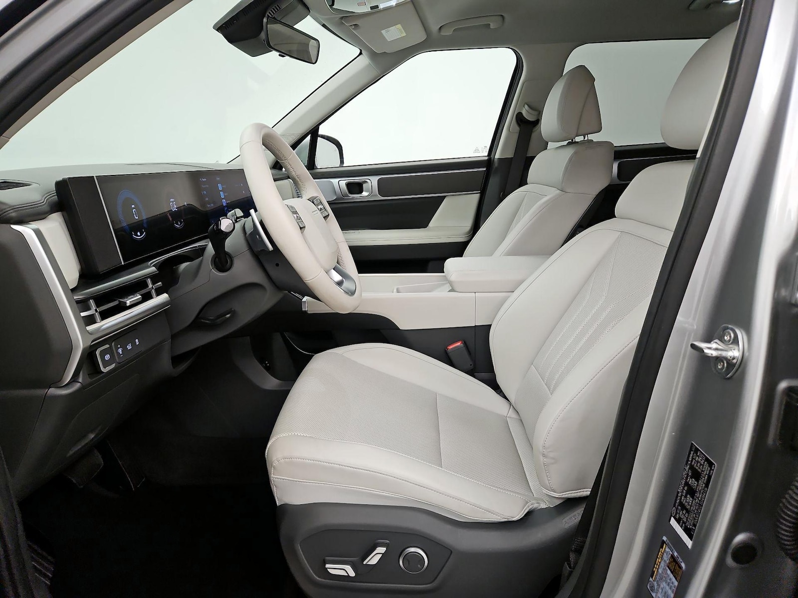 2025 Hyundai Santa Fe SEL - Photo 12