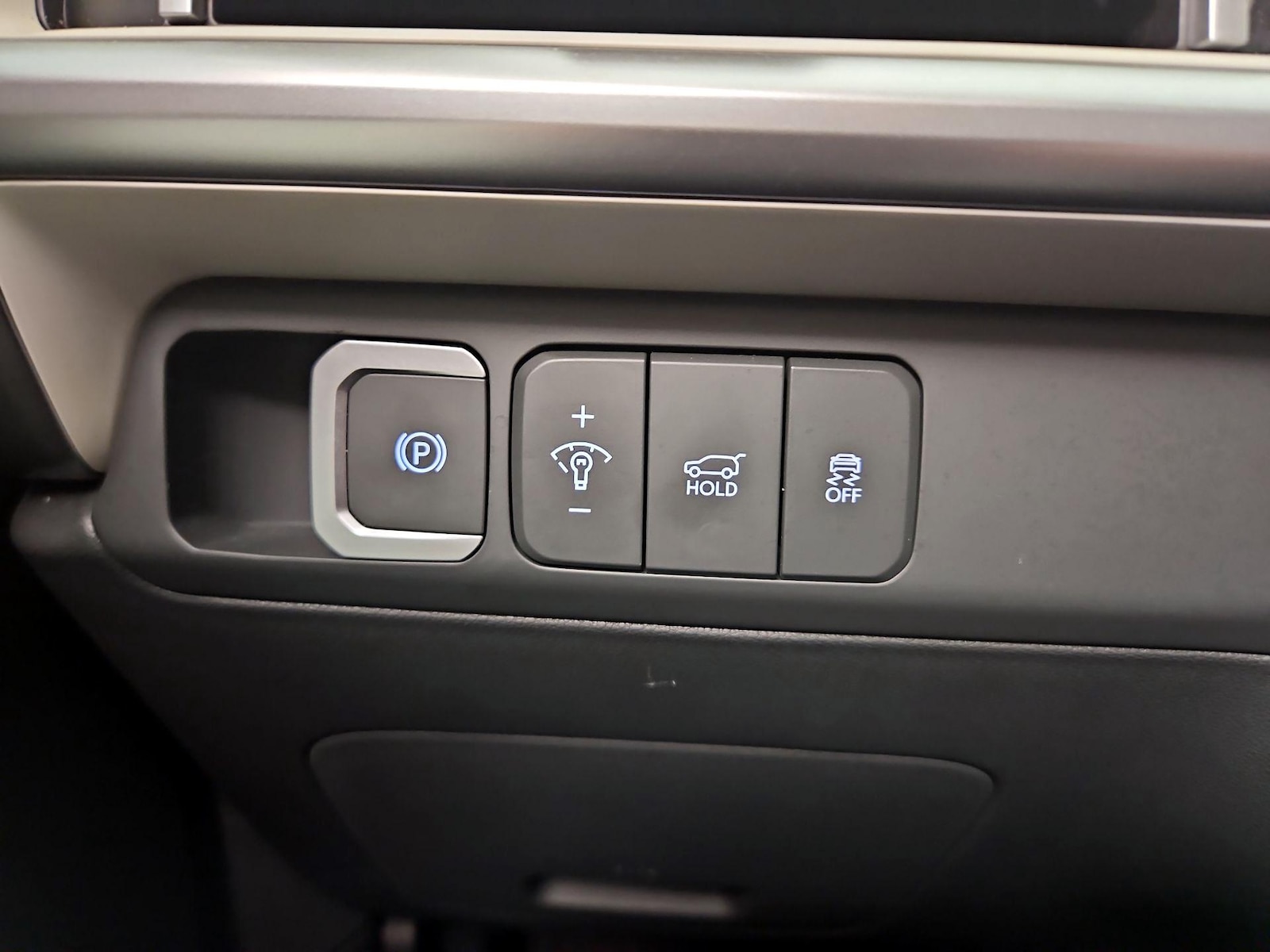 2025 Hyundai Santa Fe SEL - Photo 14