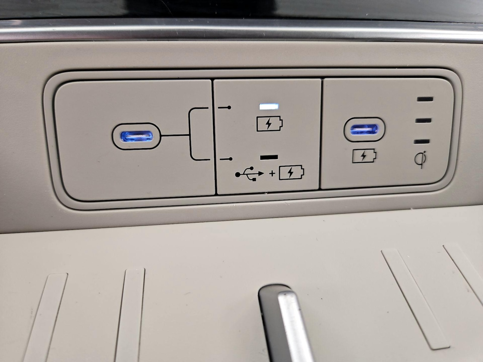 2025 Hyundai Santa Fe SEL - Photo 19