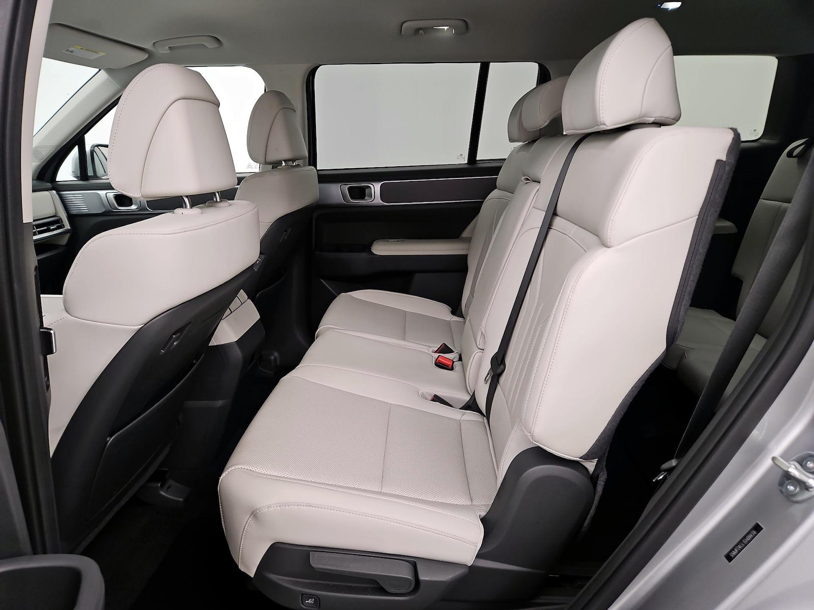 2025 Hyundai Santa Fe SEL - Photo 20