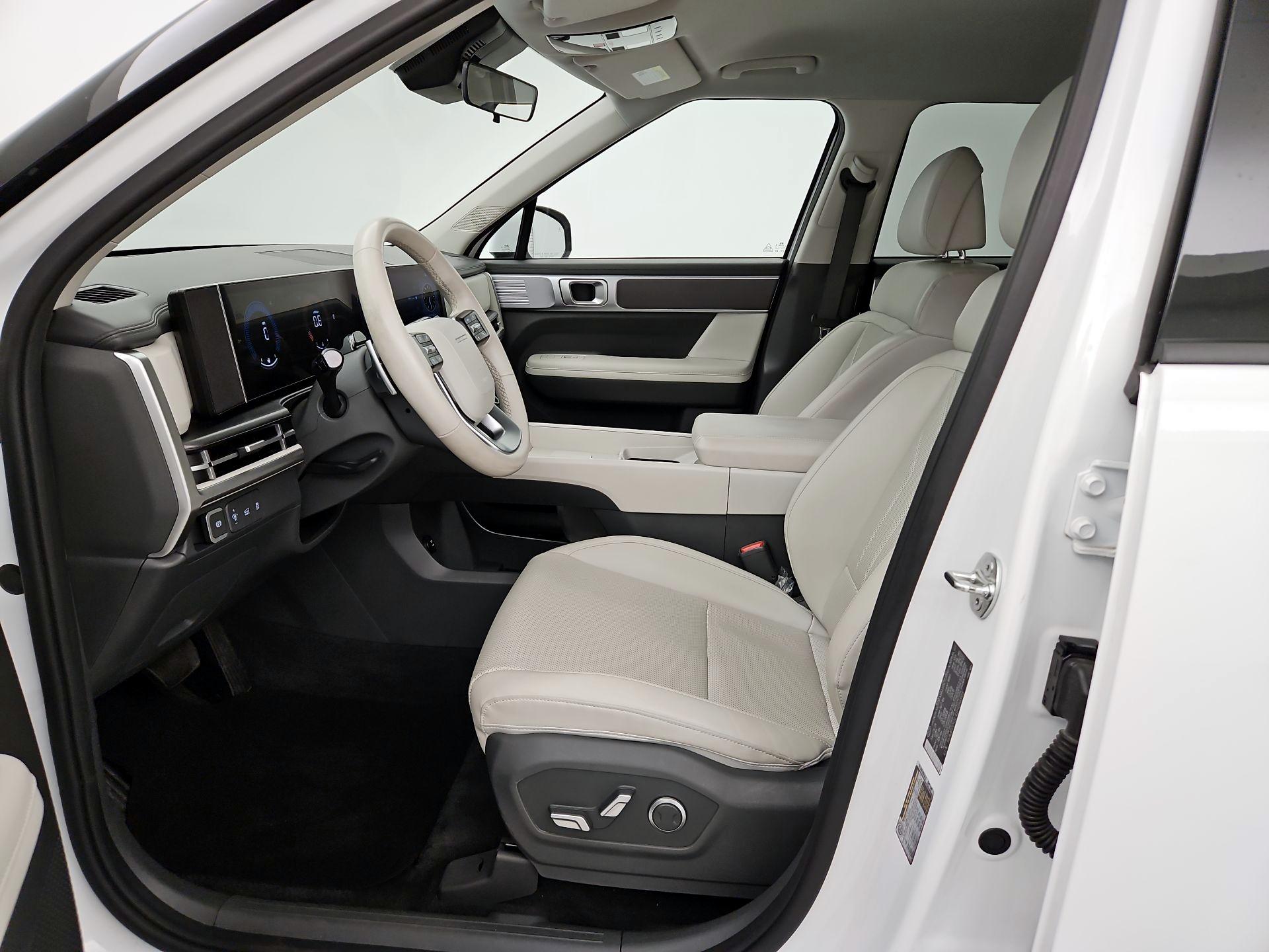 Thumbnail: 2025 Hyundai Santa Fe - 11