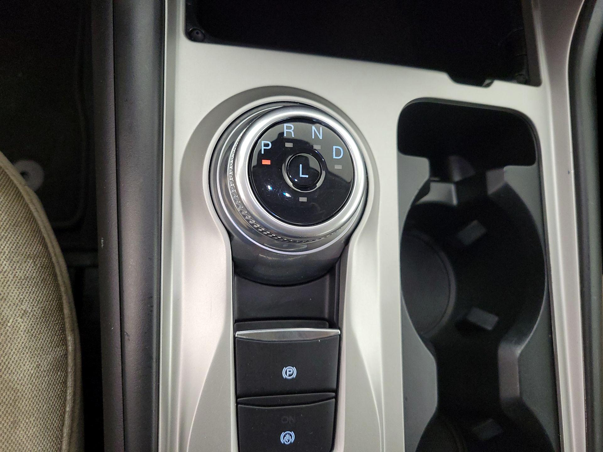 Thumbnail: 2022 Ford Explorer - 17