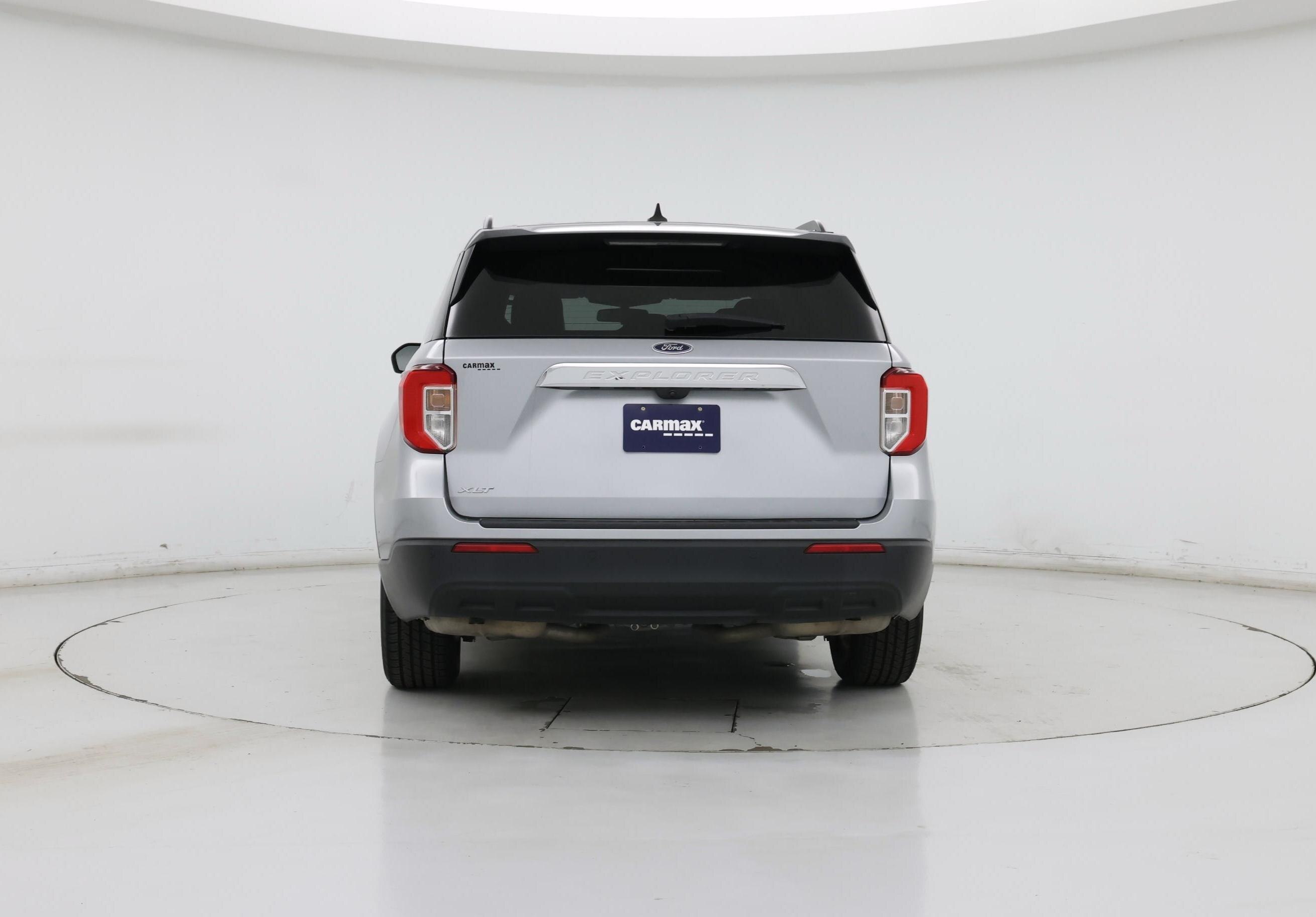 Thumbnail: 2022 Ford Explorer - 6