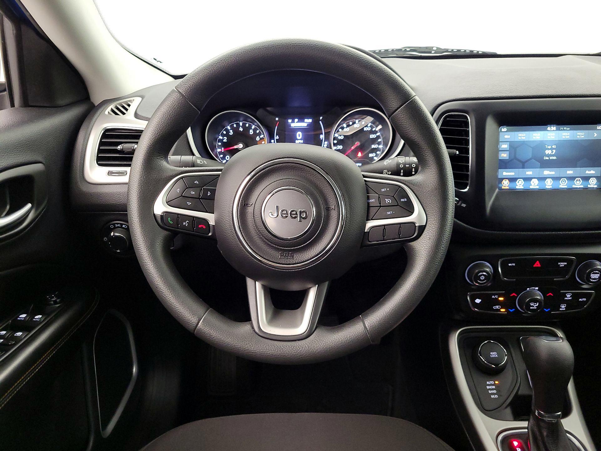 Thumbnail: 2021 Jeep Compass - 10