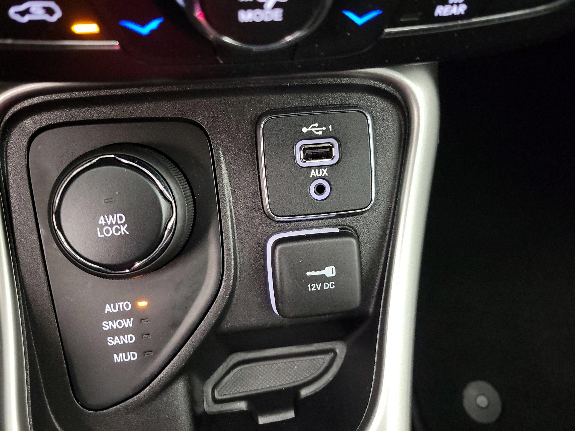 Thumbnail: 2021 Jeep Compass - 18
