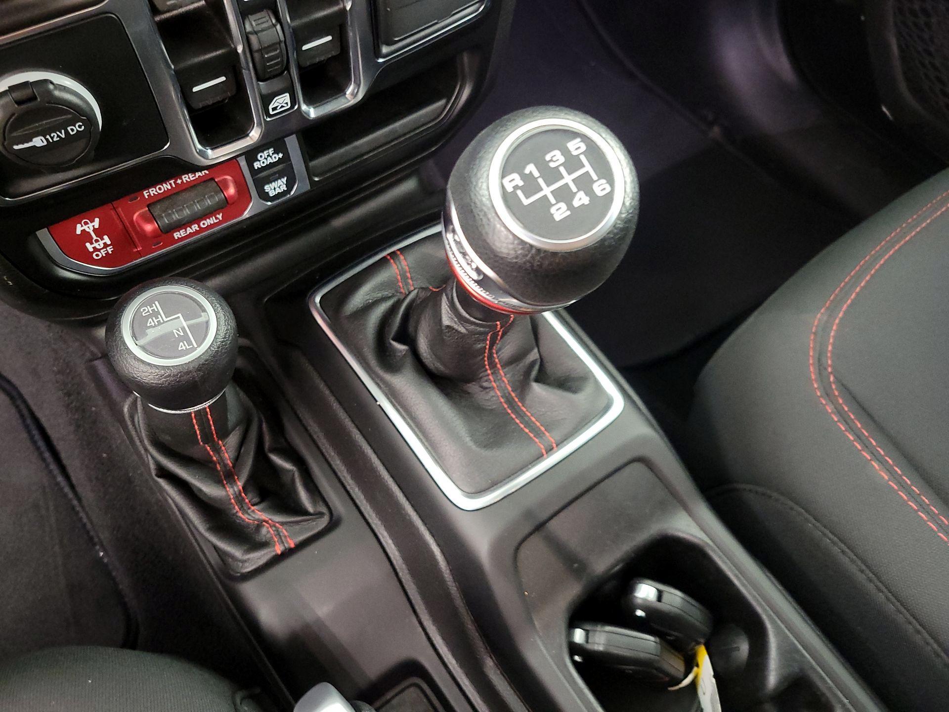 Thumbnail: 2022 Jeep Wrangler - 18