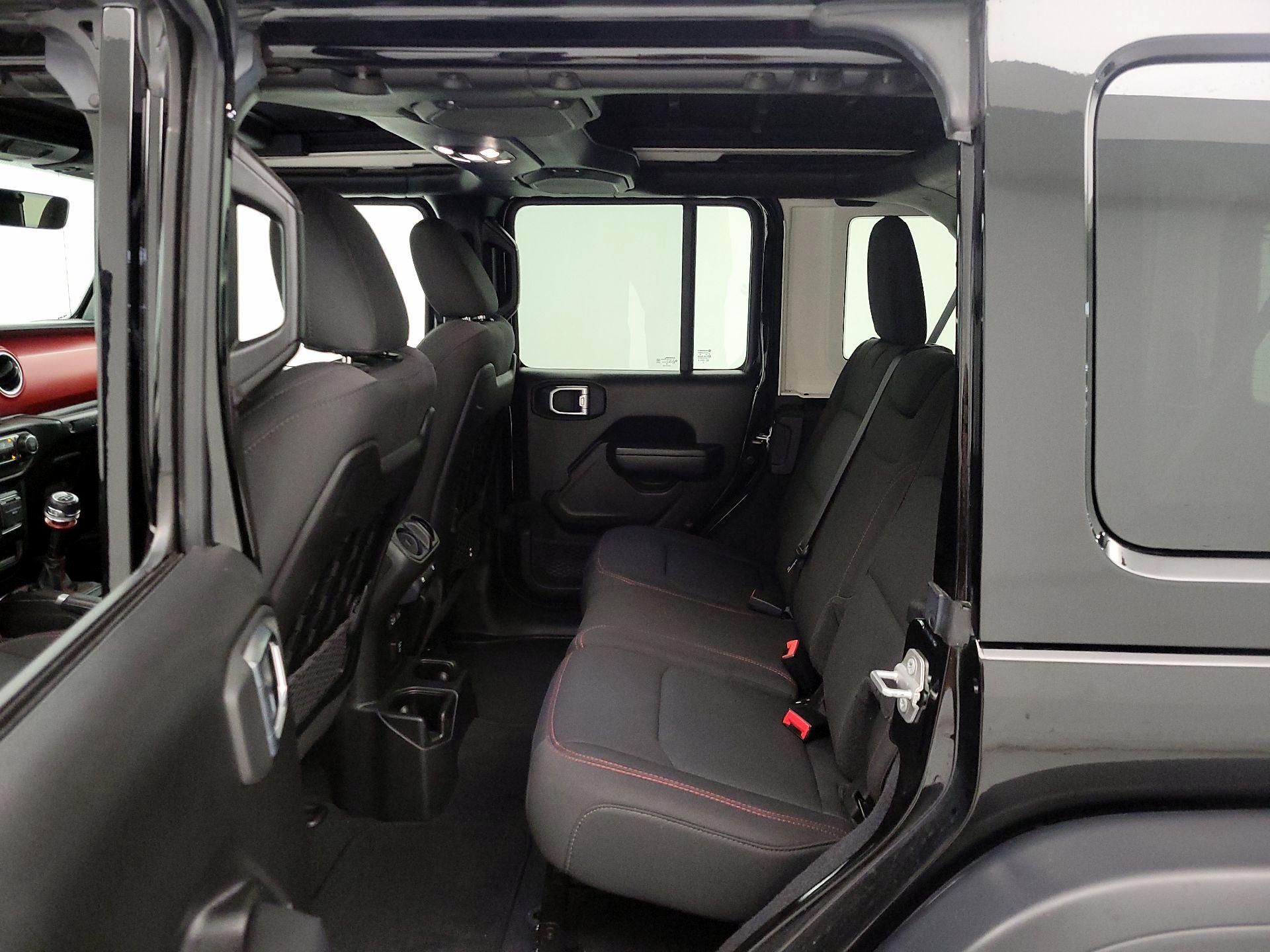 Thumbnail: 2022 Jeep Wrangler - 20