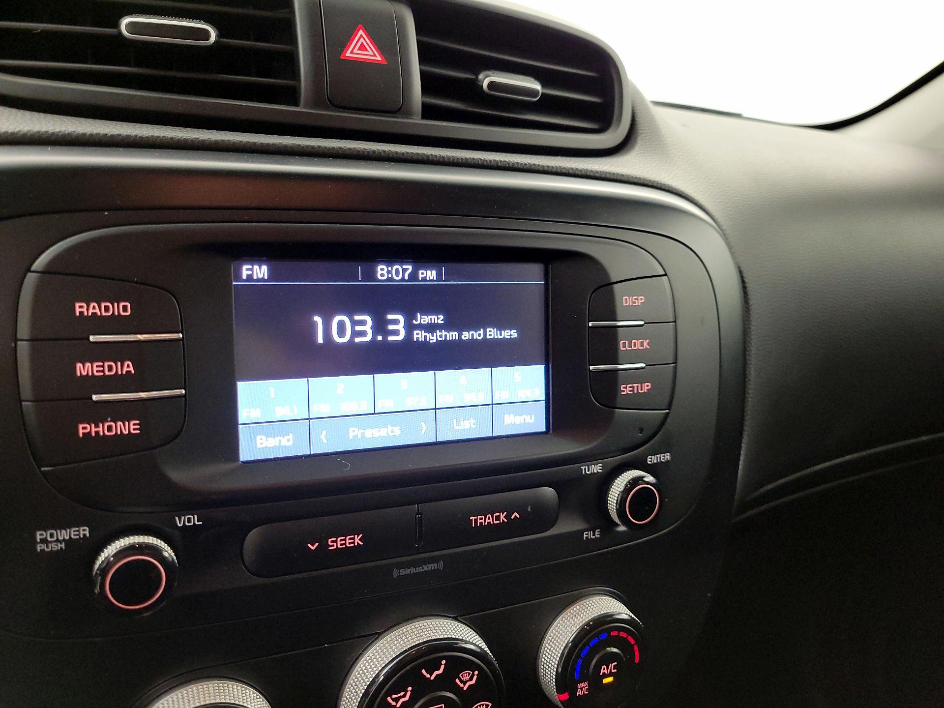 Thumbnail: 2019 Kia Soul - 15