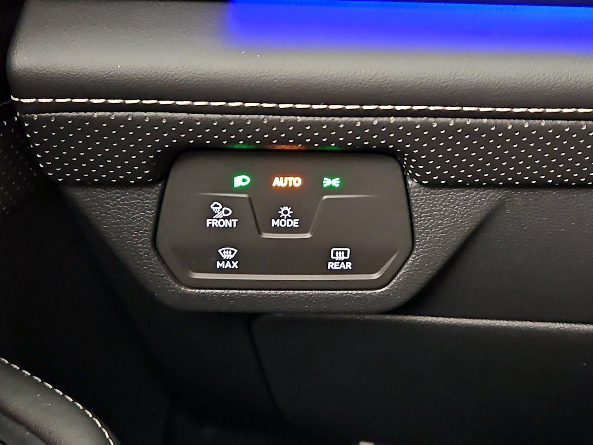 Thumbnail: 2024 Volkswagen Atlas - 13