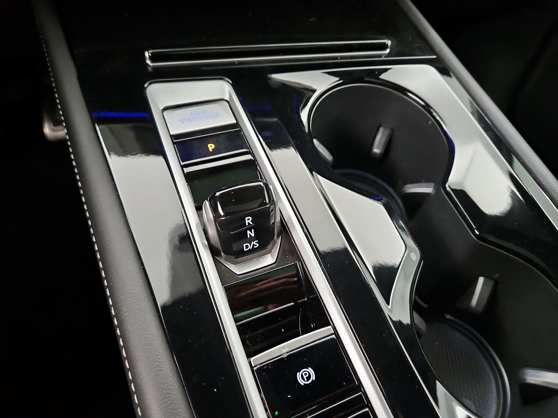 Thumbnail: 2024 Volkswagen Atlas - 18