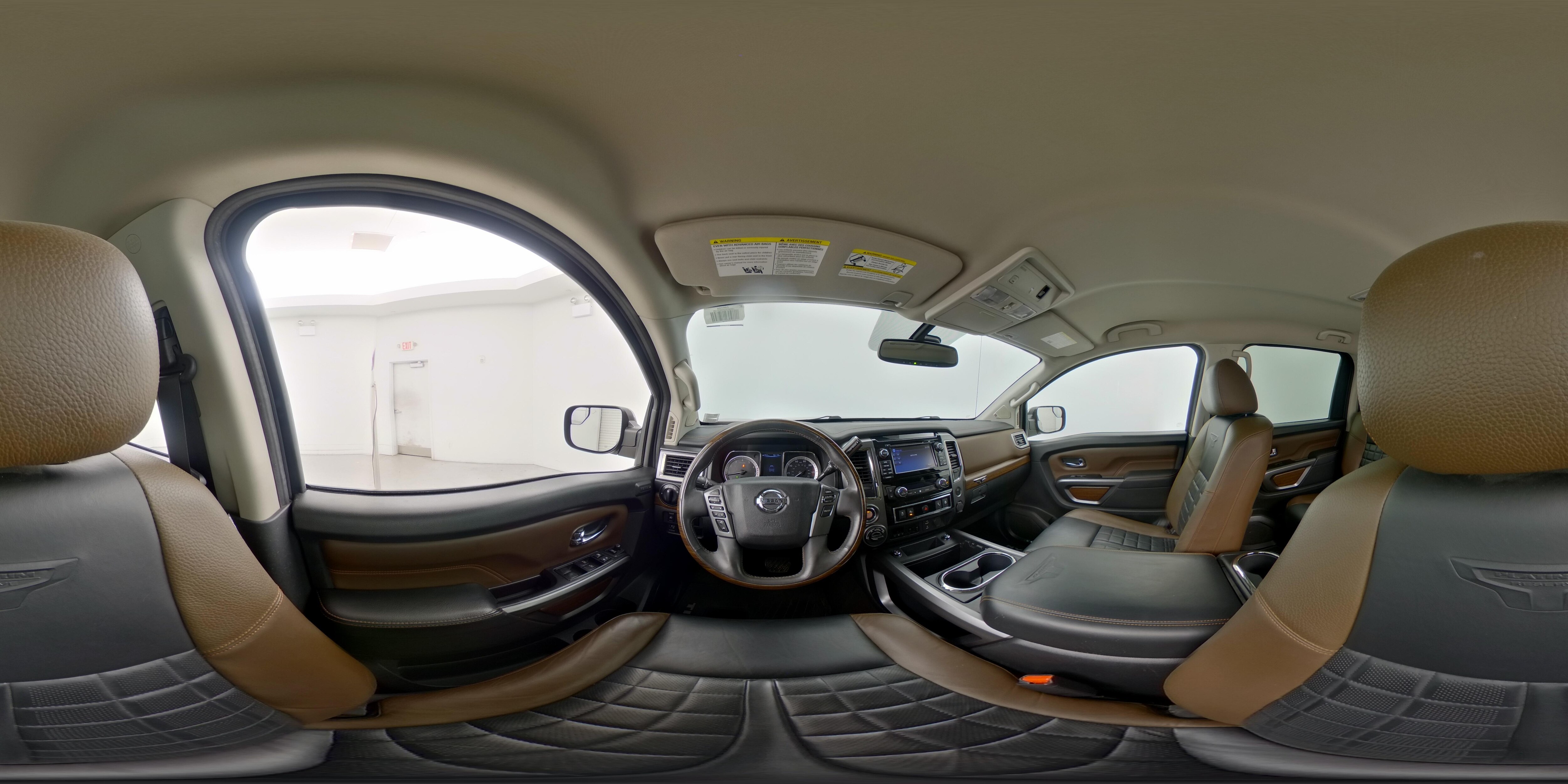 2017 Nissan Titan Platinum Reserve - Photo 28