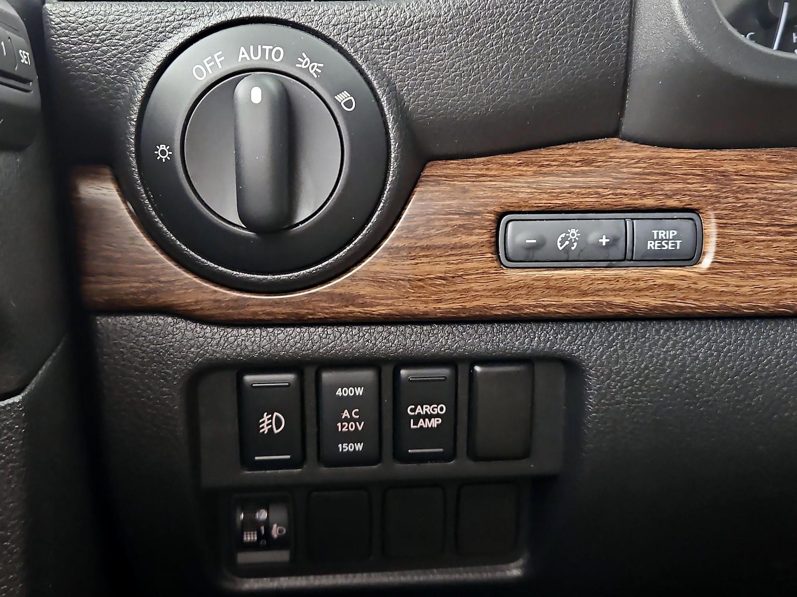 2017 Nissan Titan Platinum Reserve - Photo 14