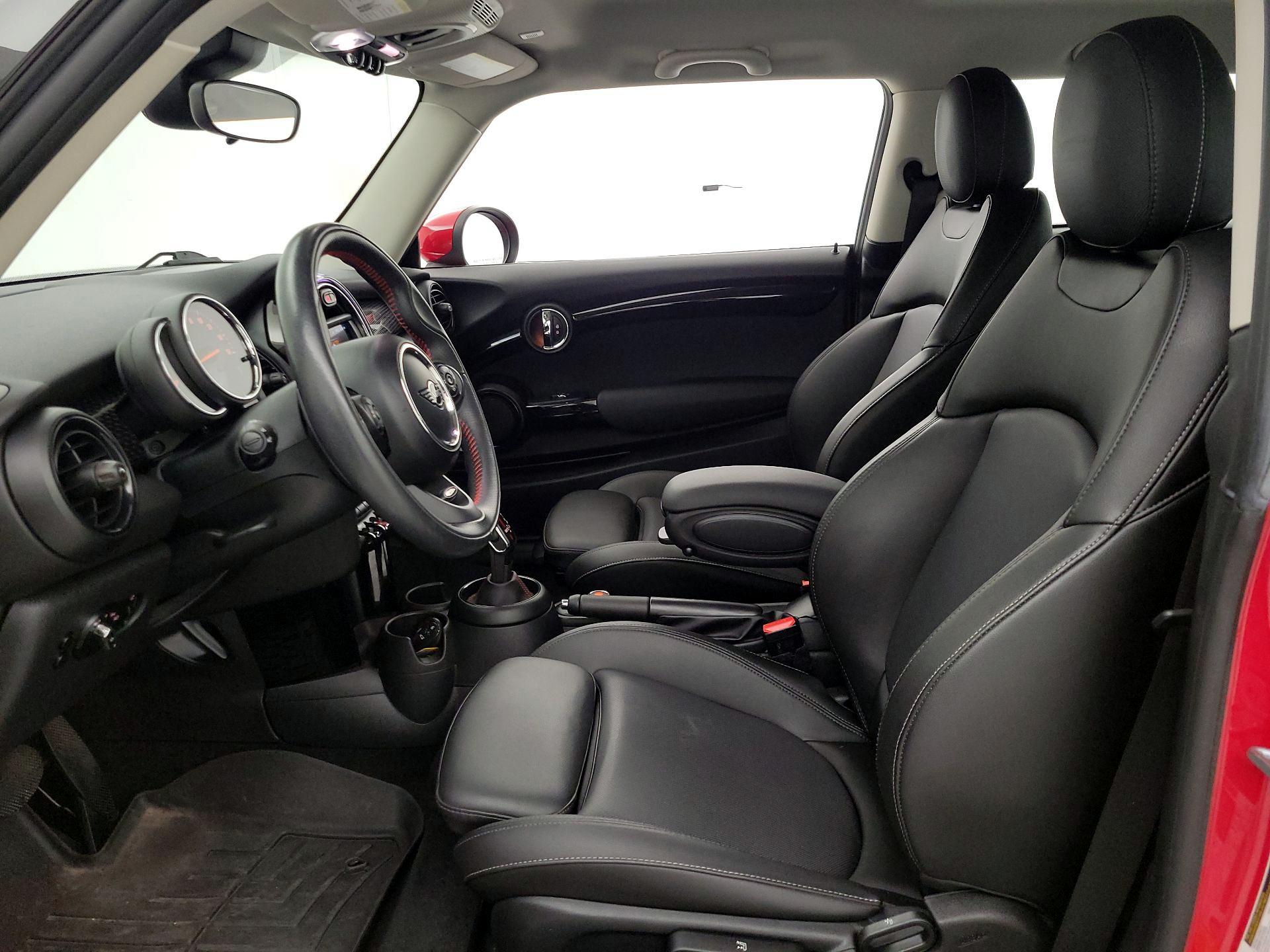 Thumbnail: 2020 MINI Cooper Hardtop - 11