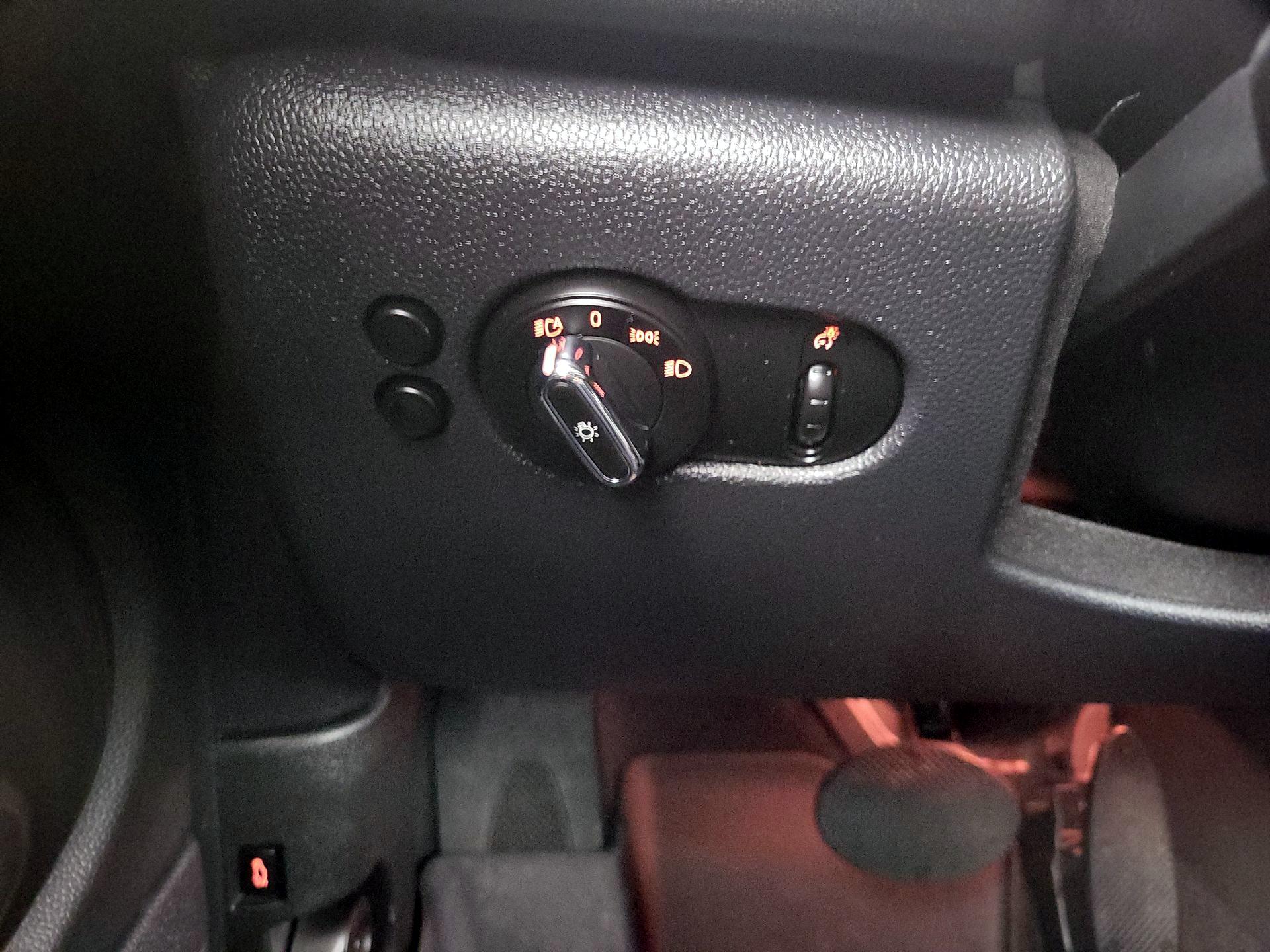 Thumbnail: 2020 MINI Cooper Hardtop - 13