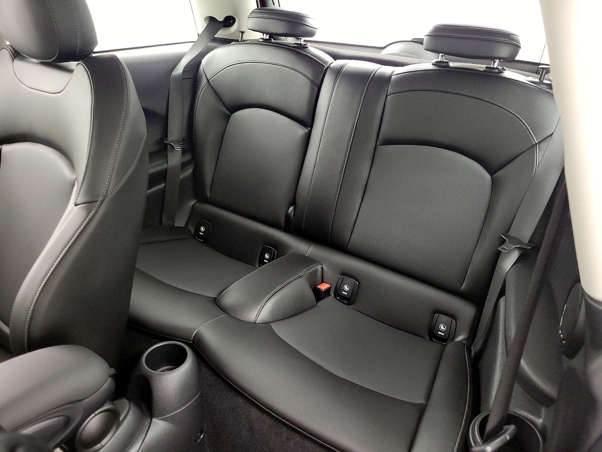 Thumbnail: 2020 MINI Cooper Hardtop - 19