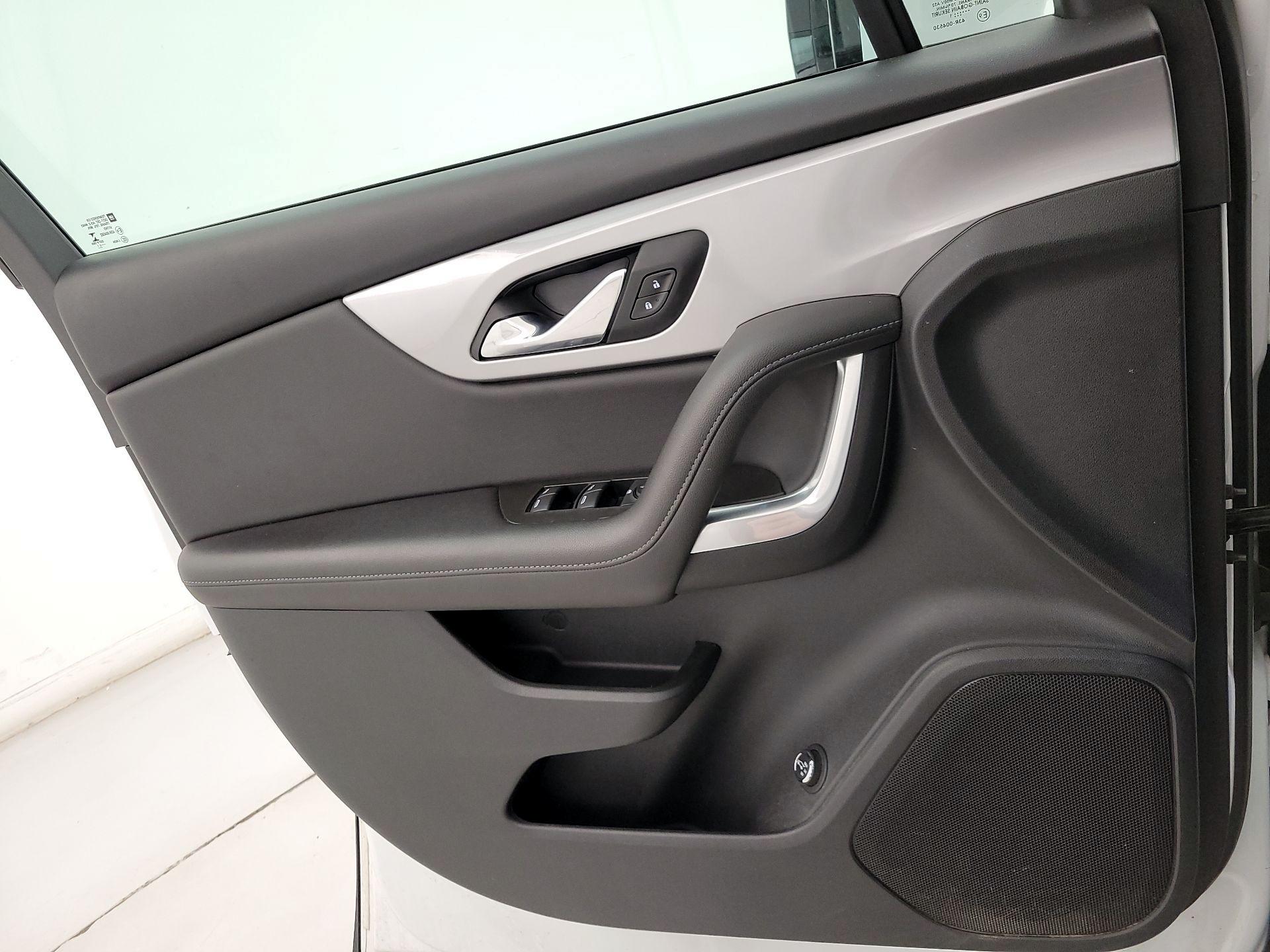 Thumbnail: 2021 Chevrolet Blazer - 12