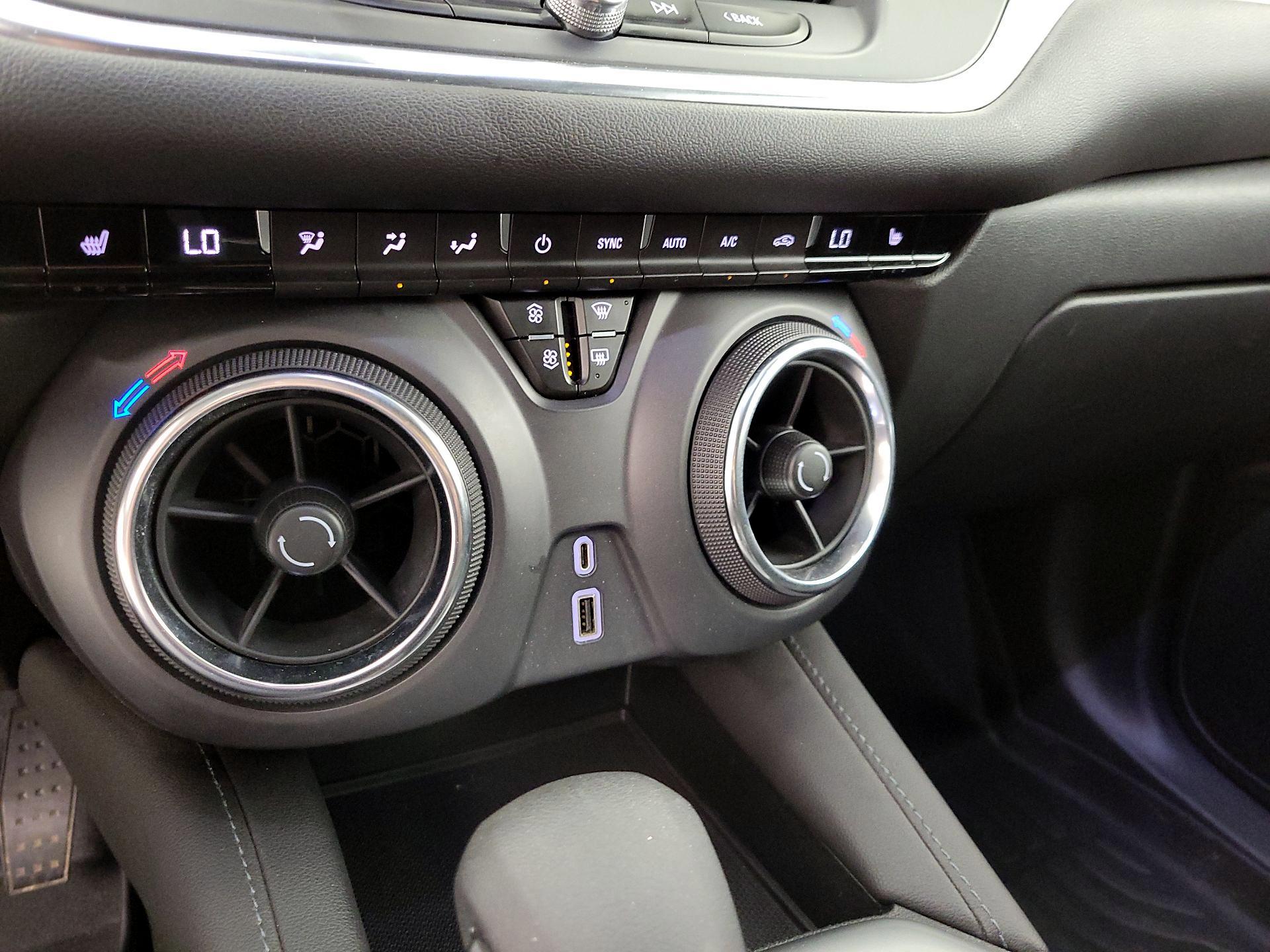 Thumbnail: 2021 Chevrolet Blazer - 16