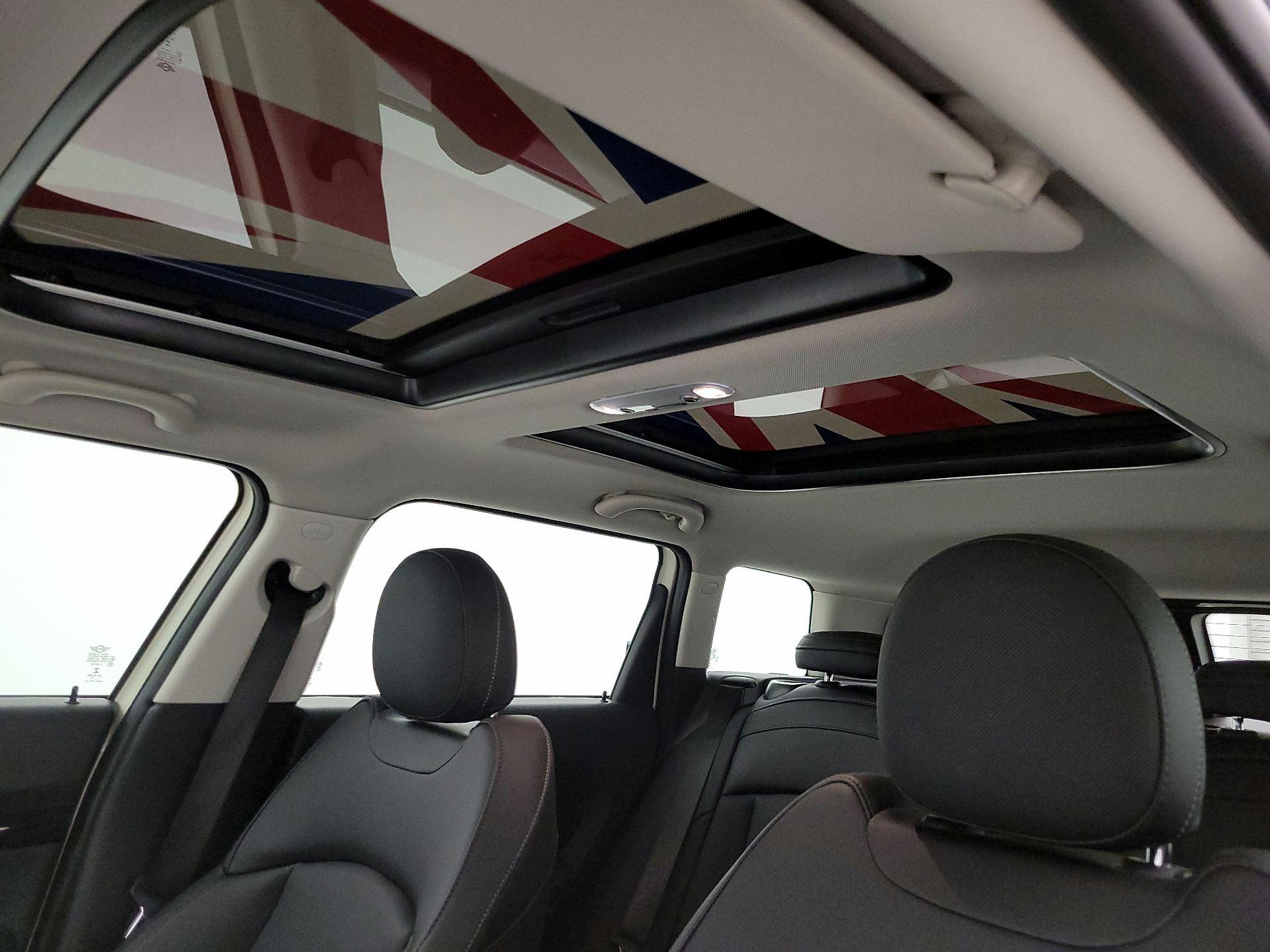 Thumbnail: 2019 MINI Cooper Clubman - 19