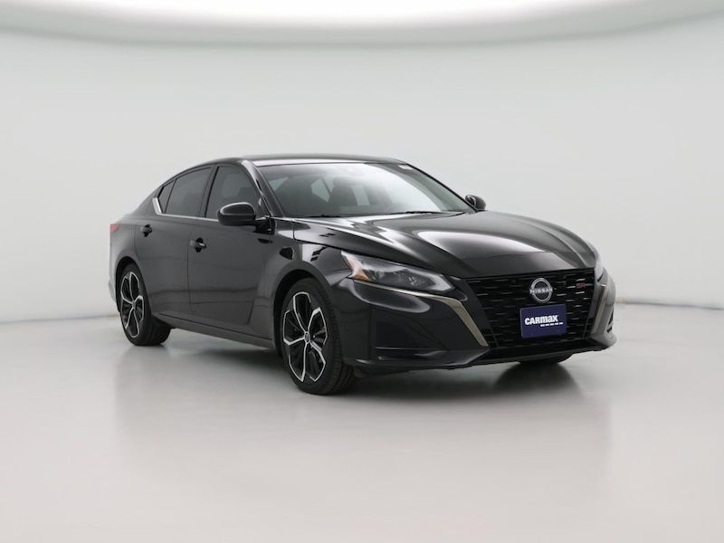 2023 Nissan Altima SR