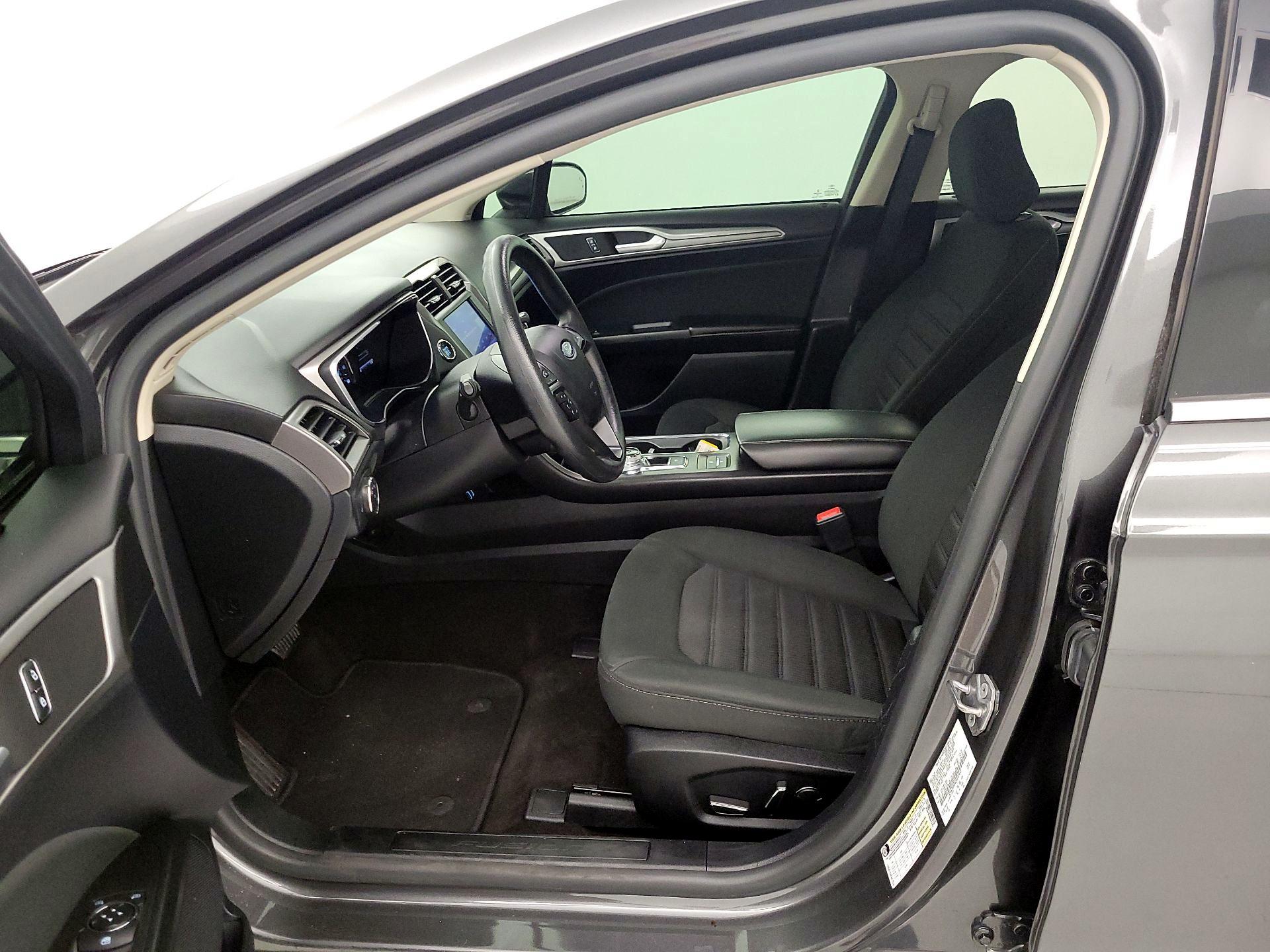 Thumbnail: 2020 Ford Fusion - 11