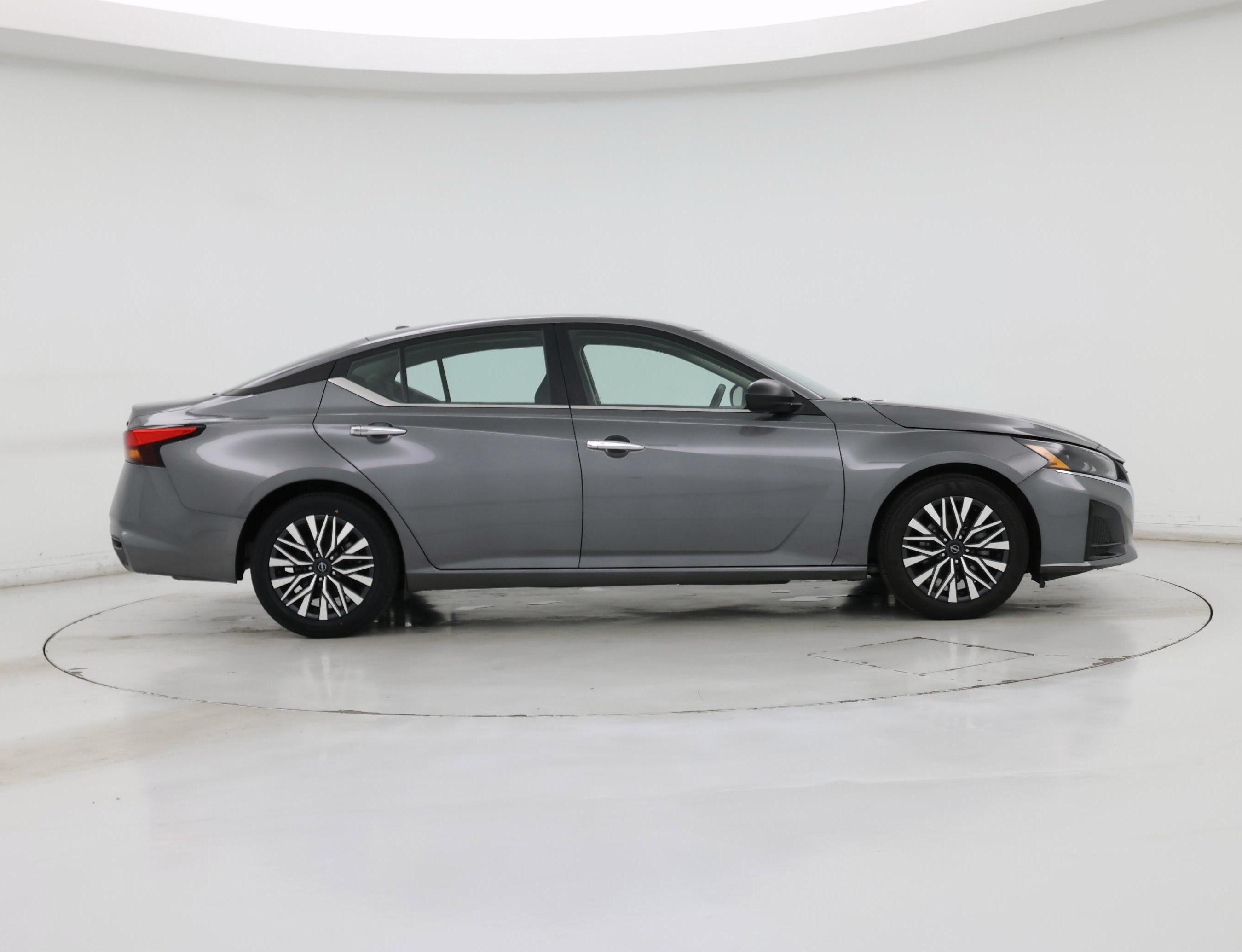 Thumbnail: 2024 Nissan Altima - 7