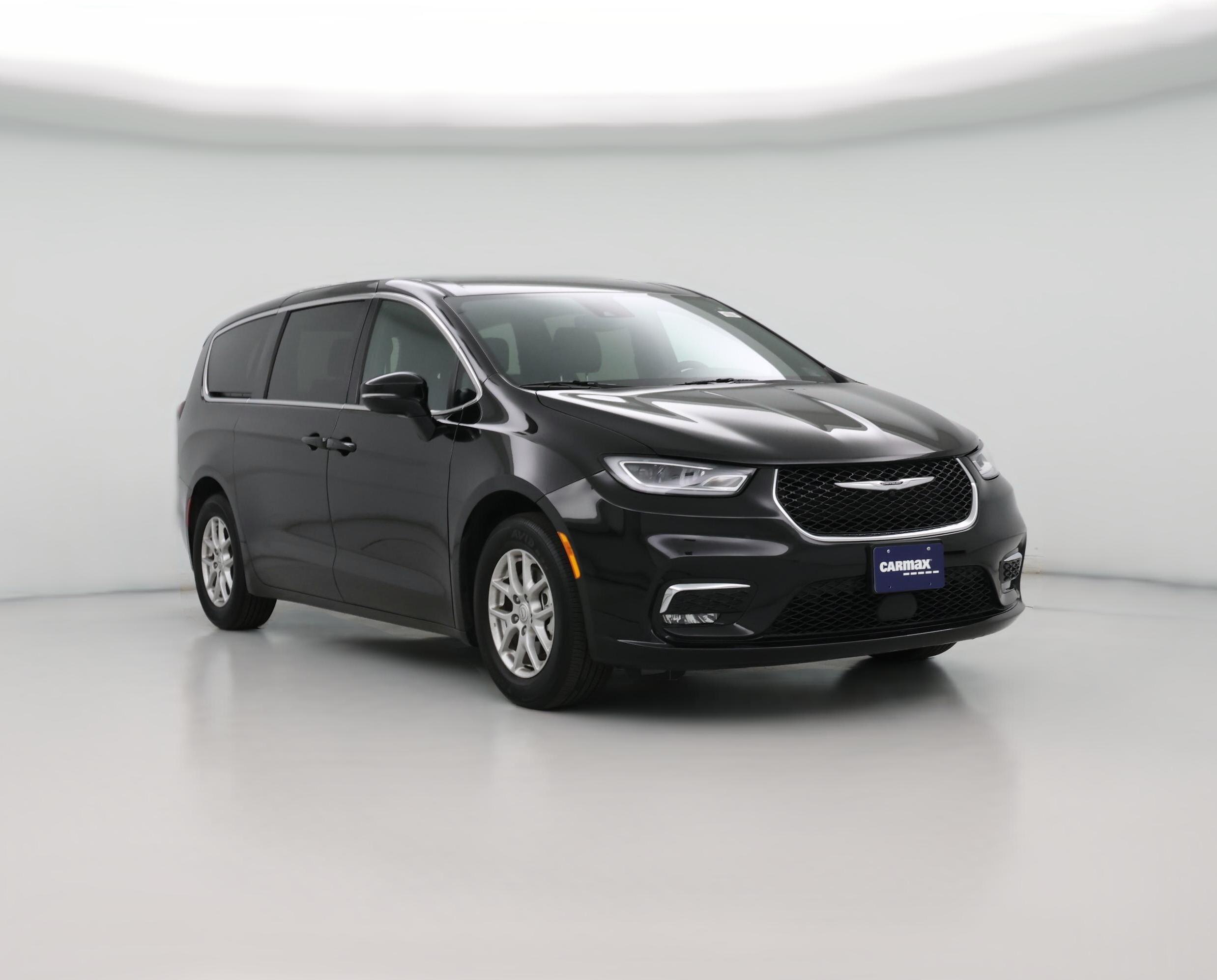 Thumbnail: 2025 Chrysler Pacifica - 1