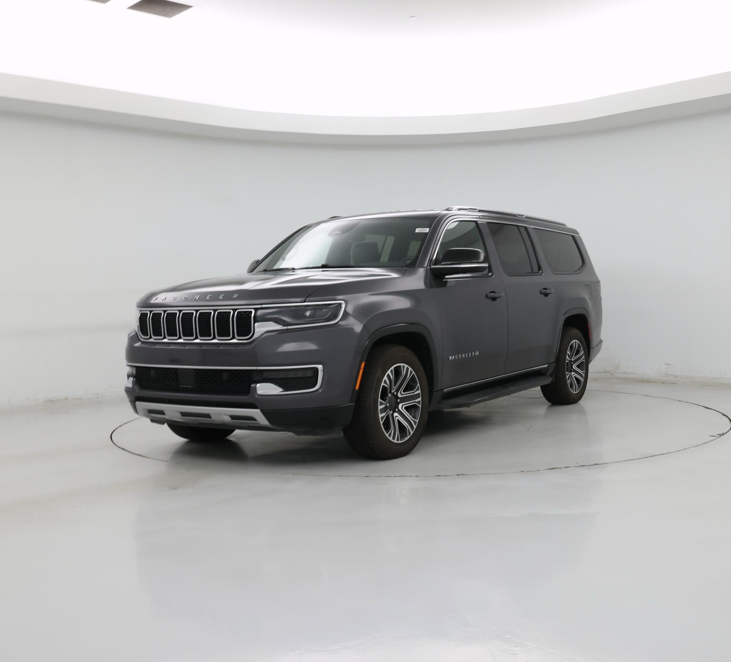 Thumbnail: 2023 Jeep Wagoneer - 4