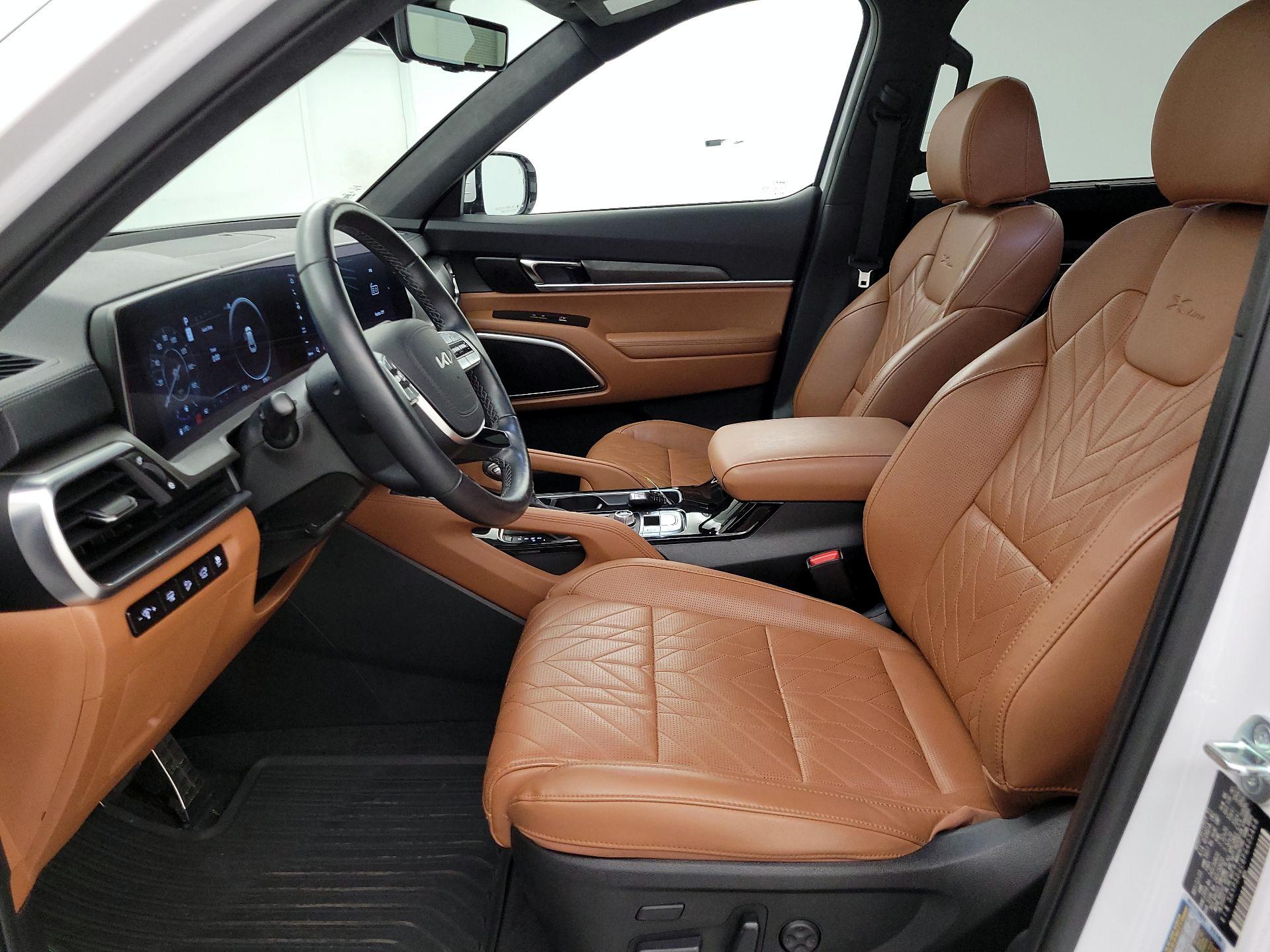Thumbnail: 2023 Kia Telluride - 11