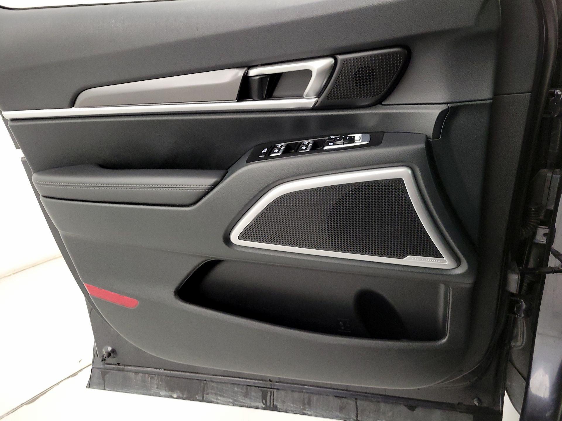 Thumbnail: 2025 Kia Telluride - 12