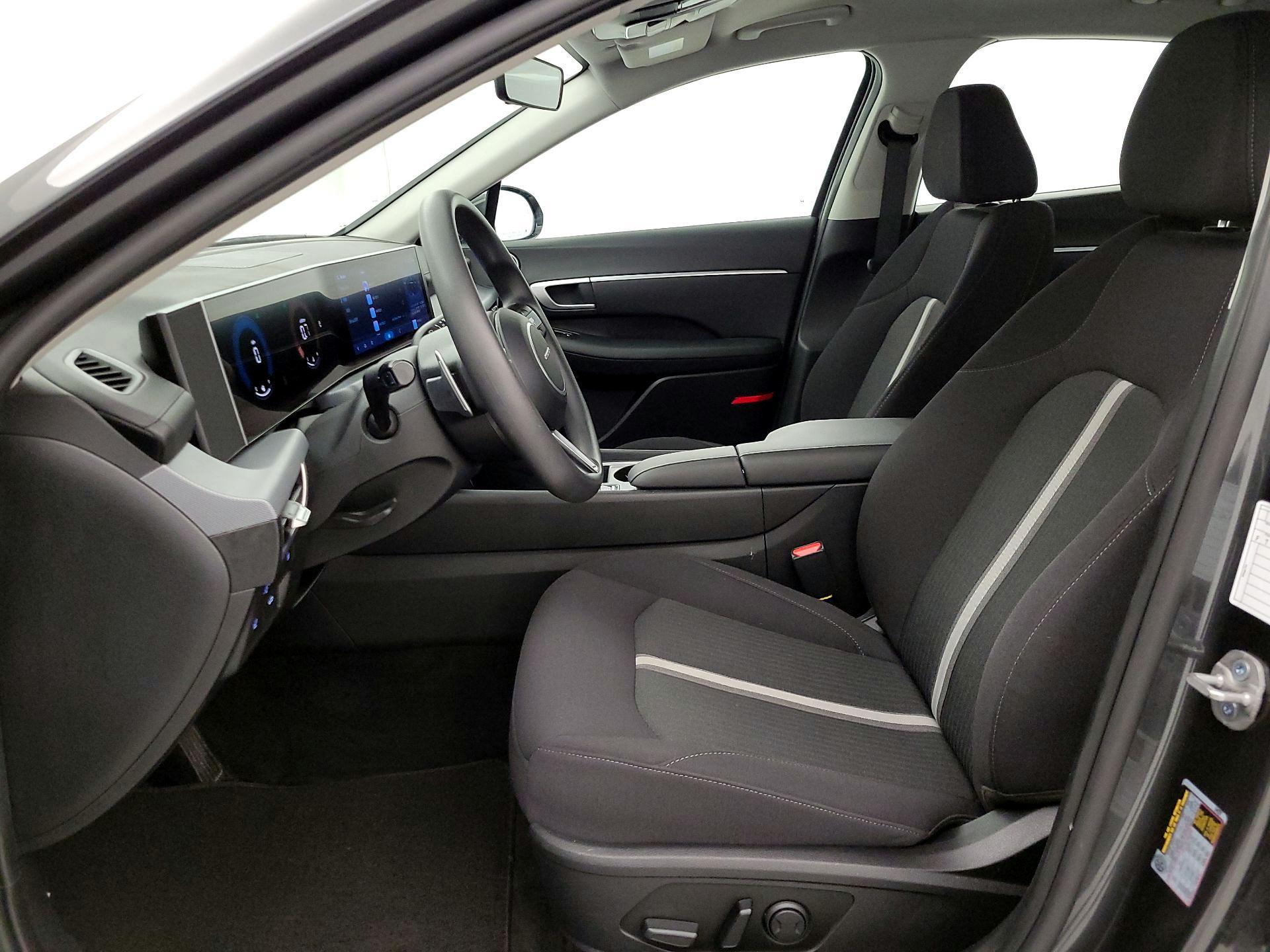 Thumbnail: 2025 Hyundai Sonata - 11