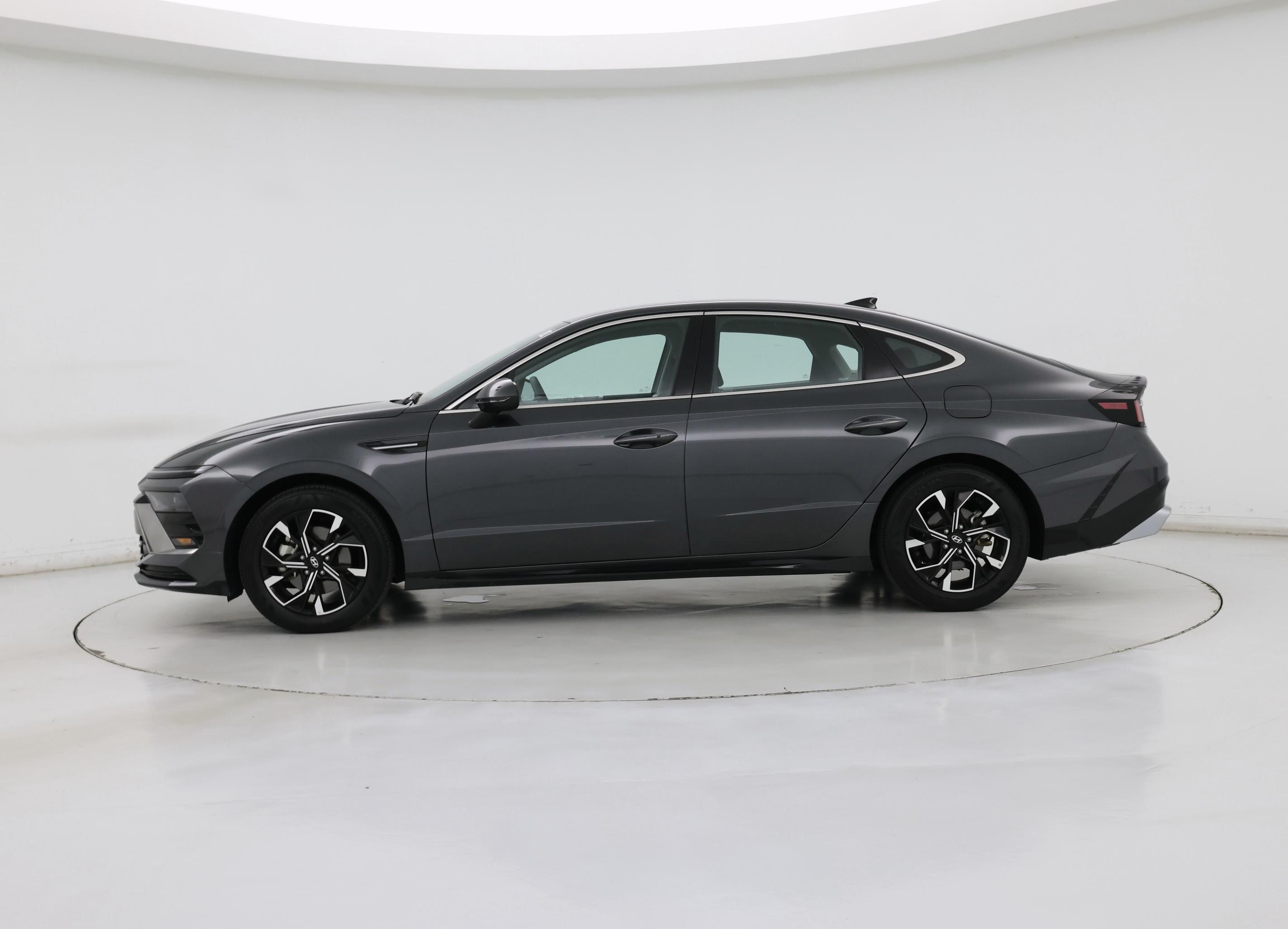Thumbnail: 2025 Hyundai Sonata - 3
