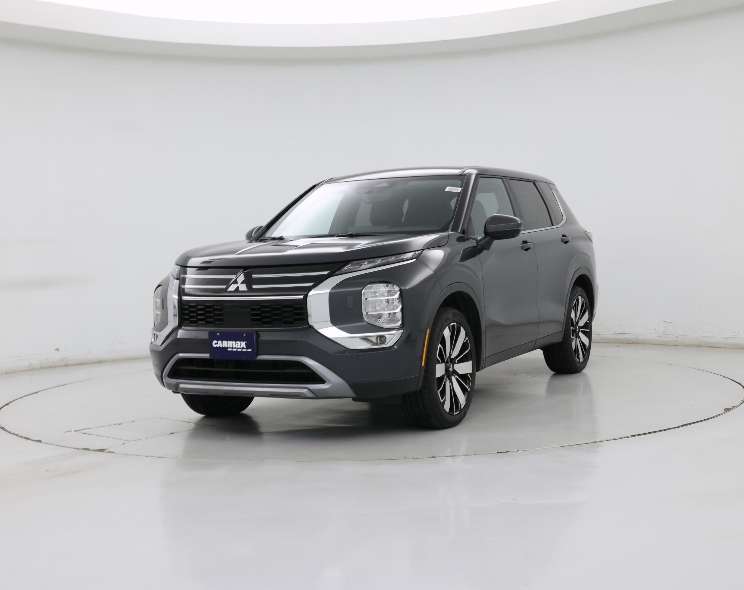 Thumbnail: 2025 Mitsubishi Outlander - 4