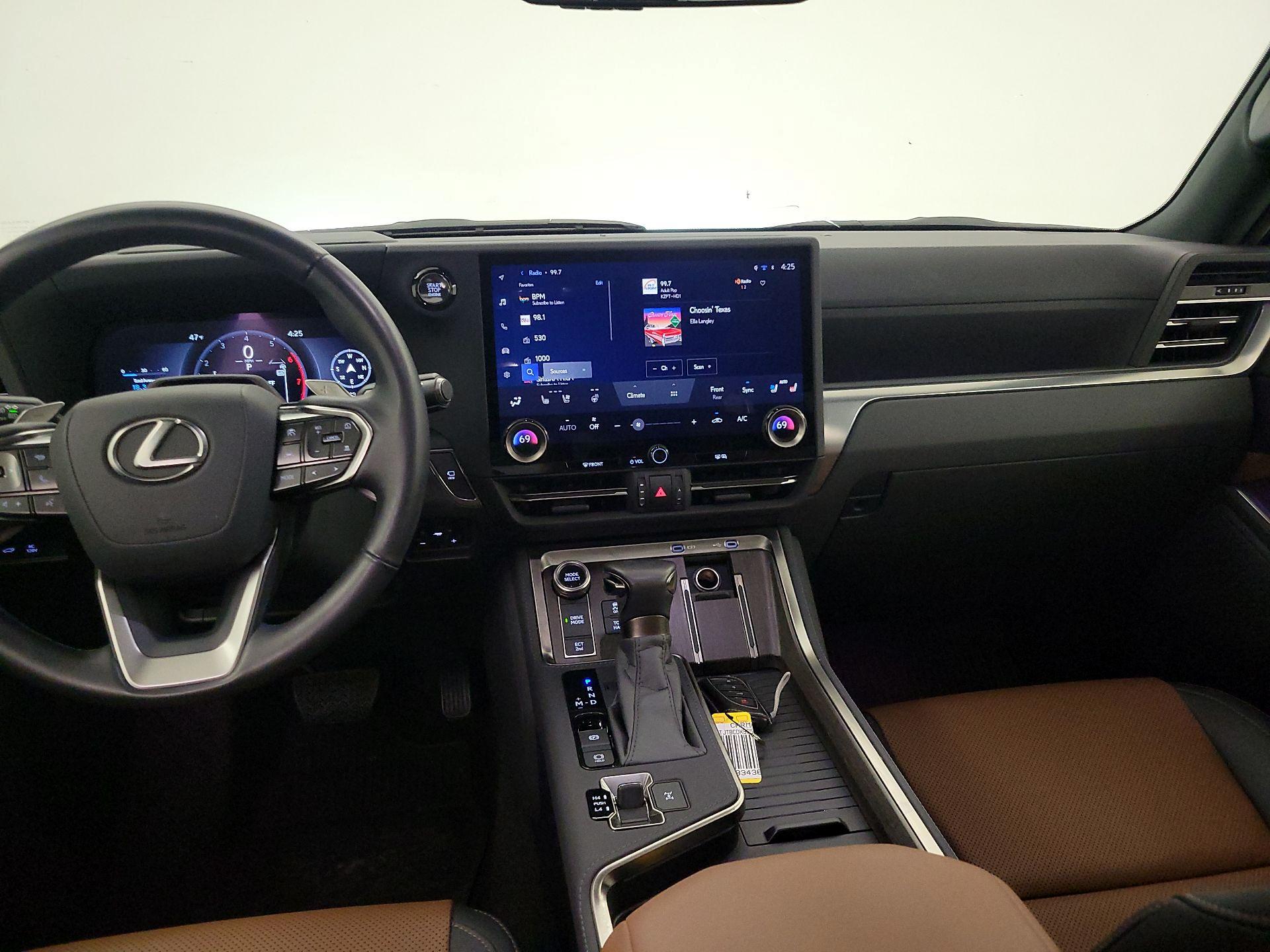 Thumbnail: 2025 Lexus GX - 9