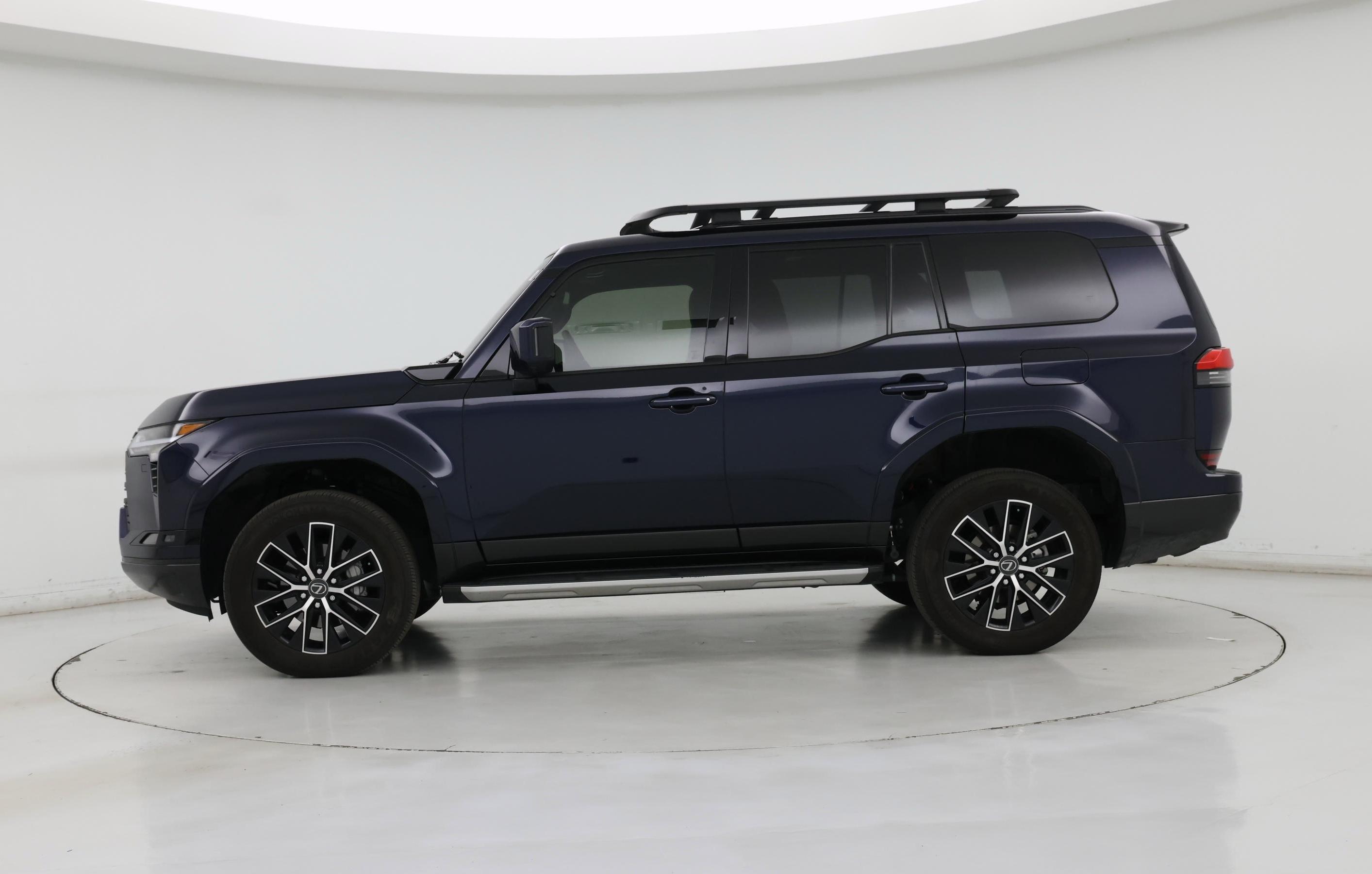 Thumbnail: 2025 Lexus GX - 3